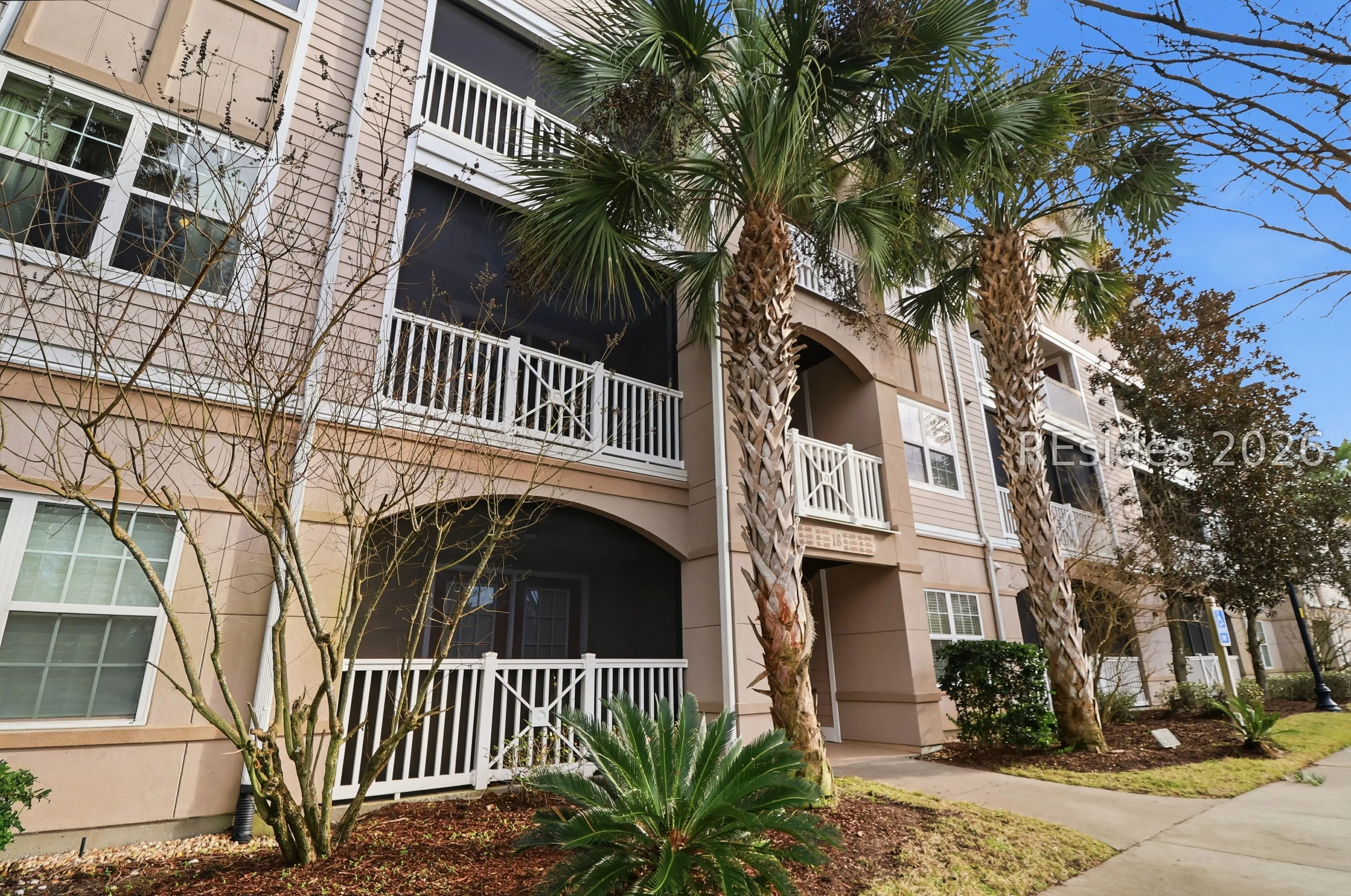 4924 Bluffton Parkway Bluffton SC 29910 18-201