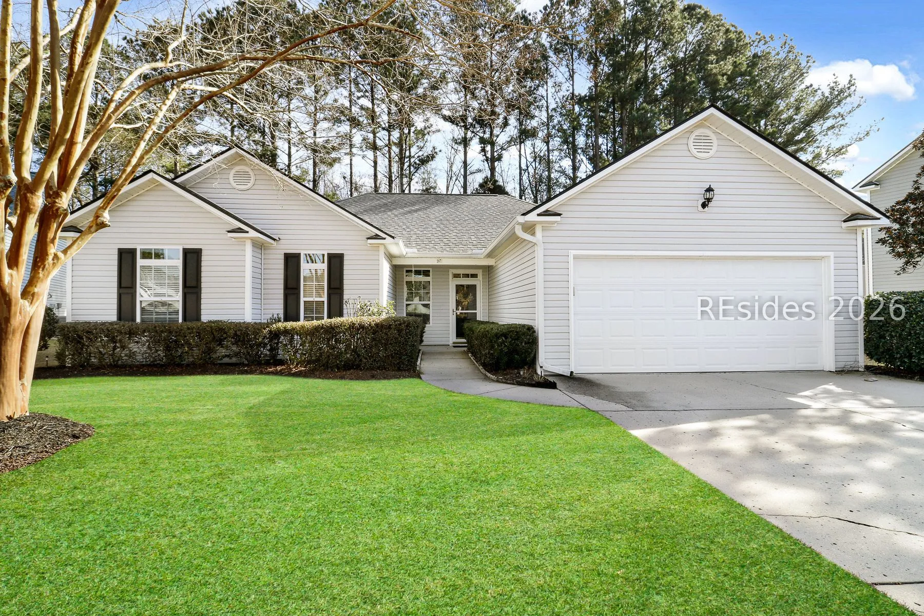  - Photo 1