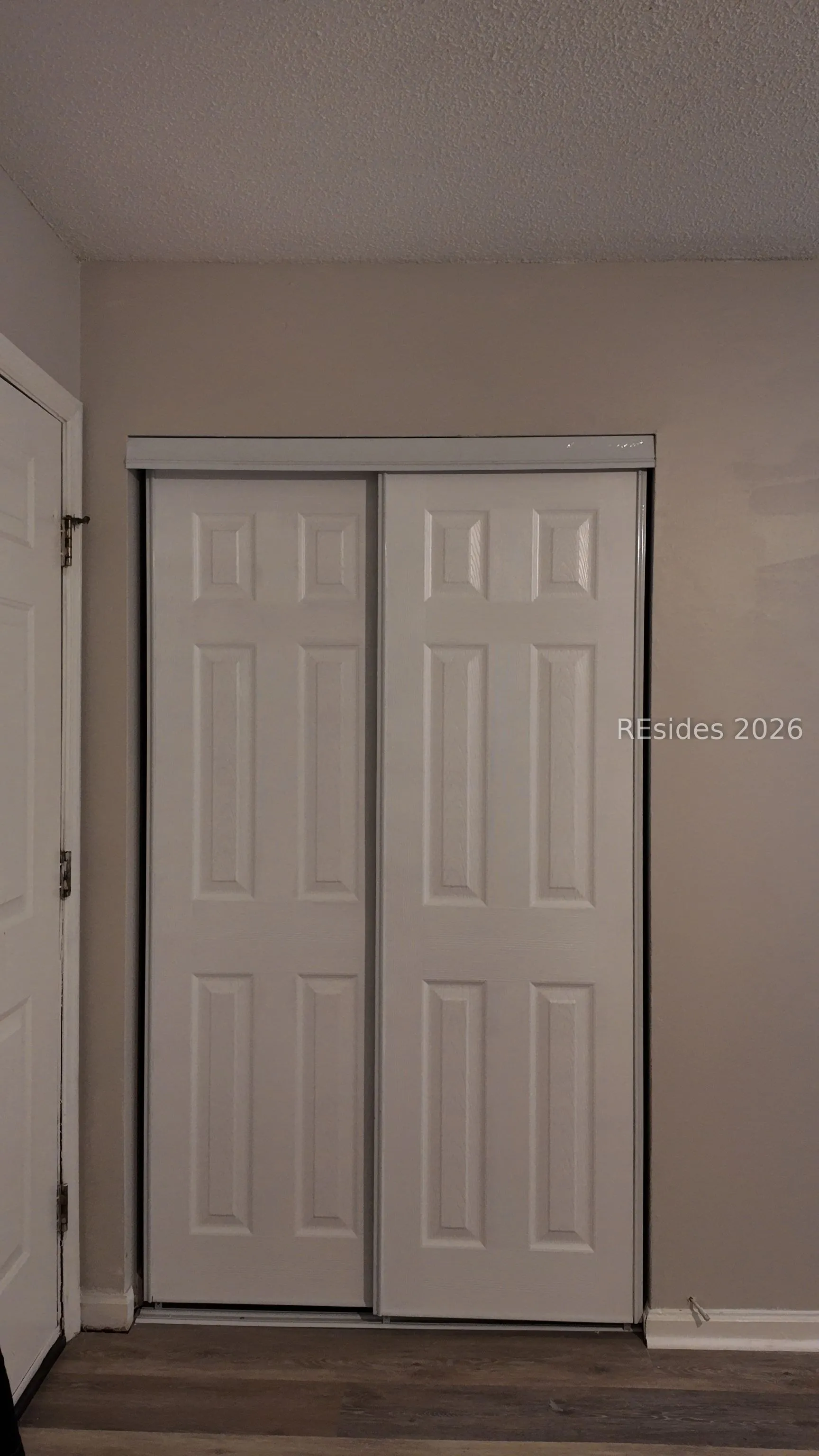  - Photo 3