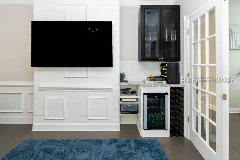  - Photo 9