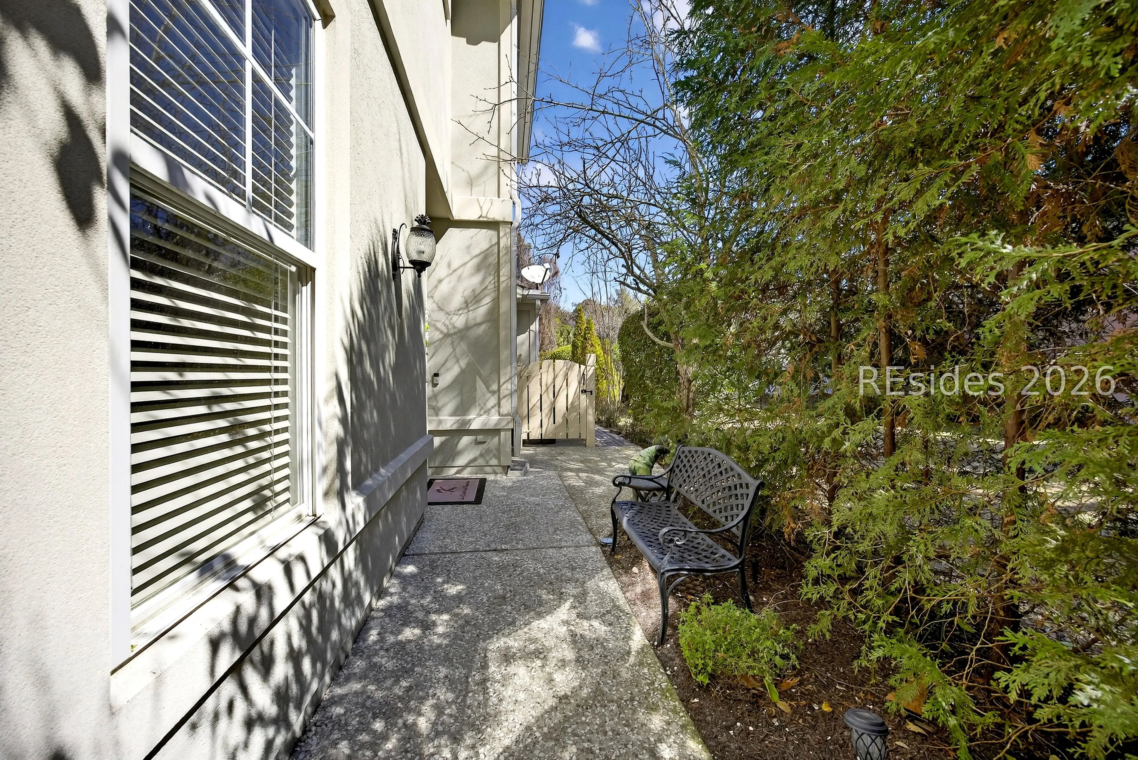  - Photo 5
