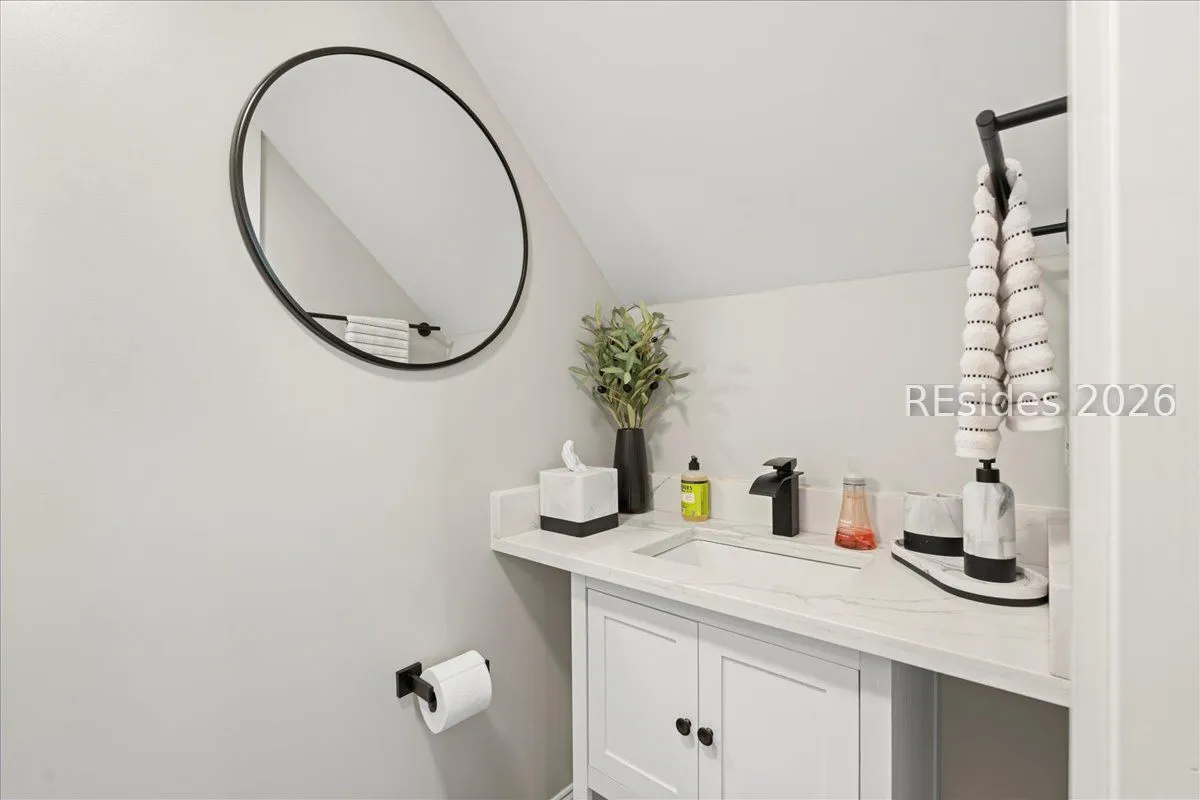 - Photo 7