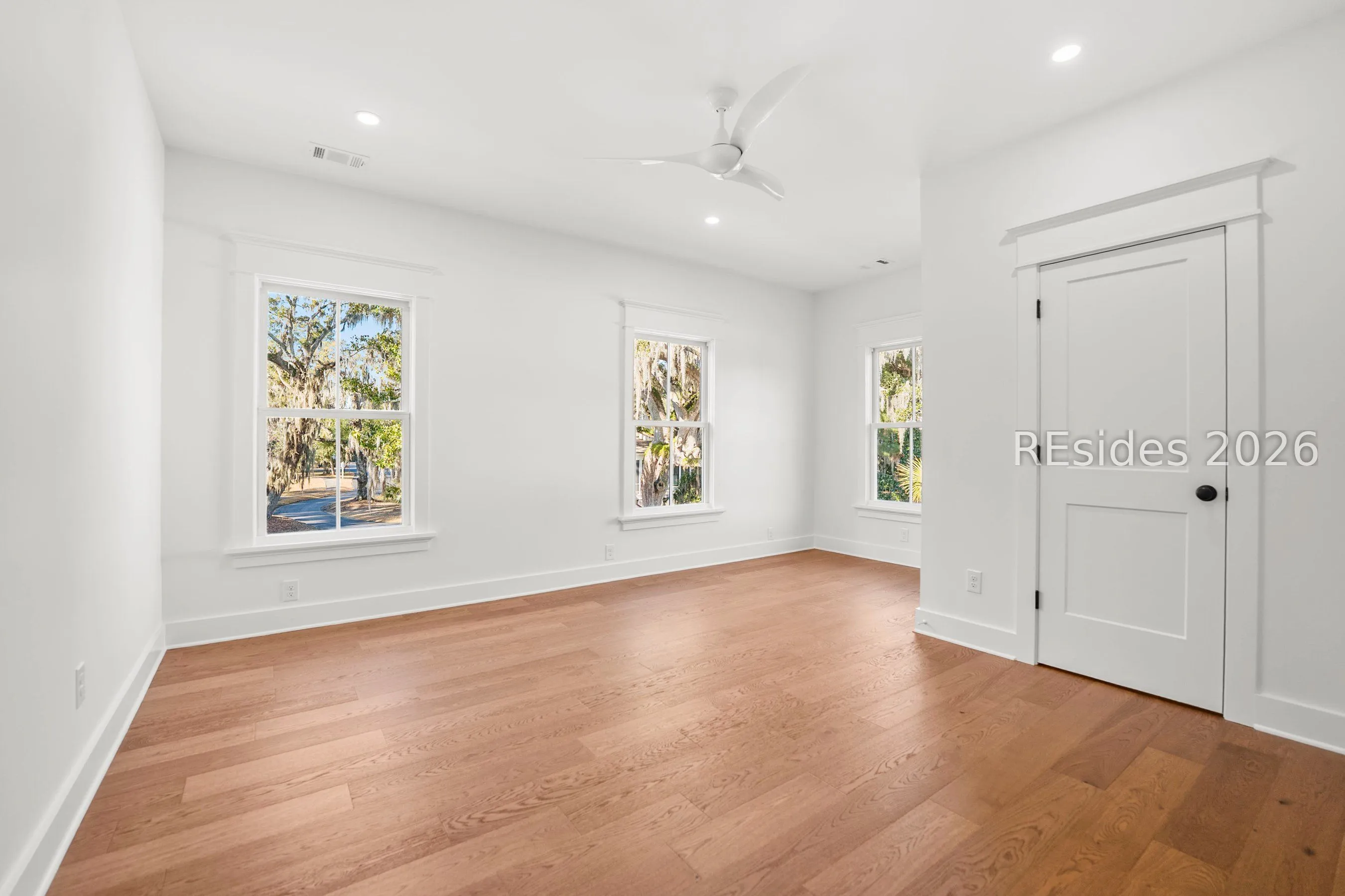  - Photo 37