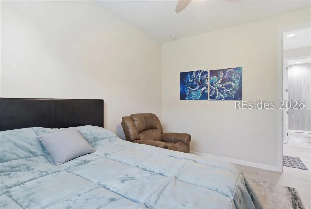  - Photo 16