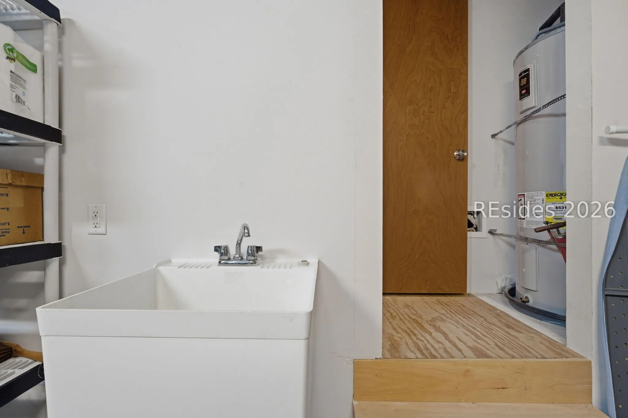  - Photo 32