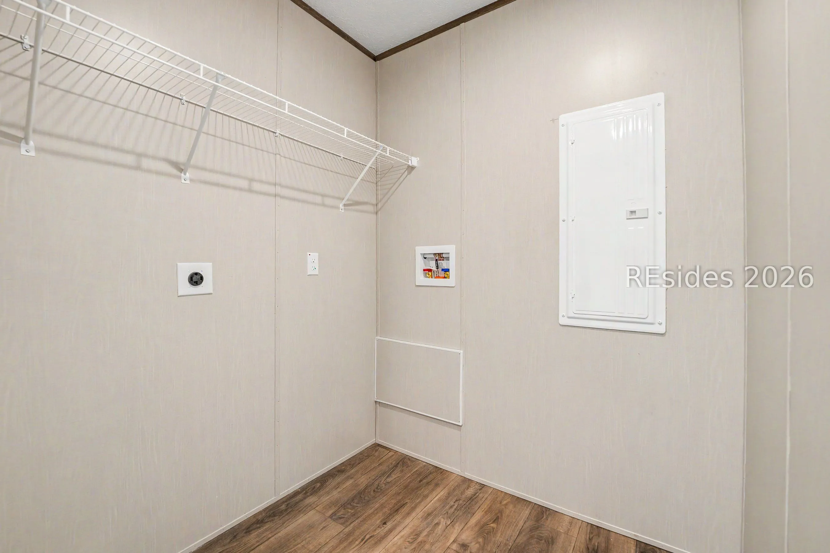  - Photo 25