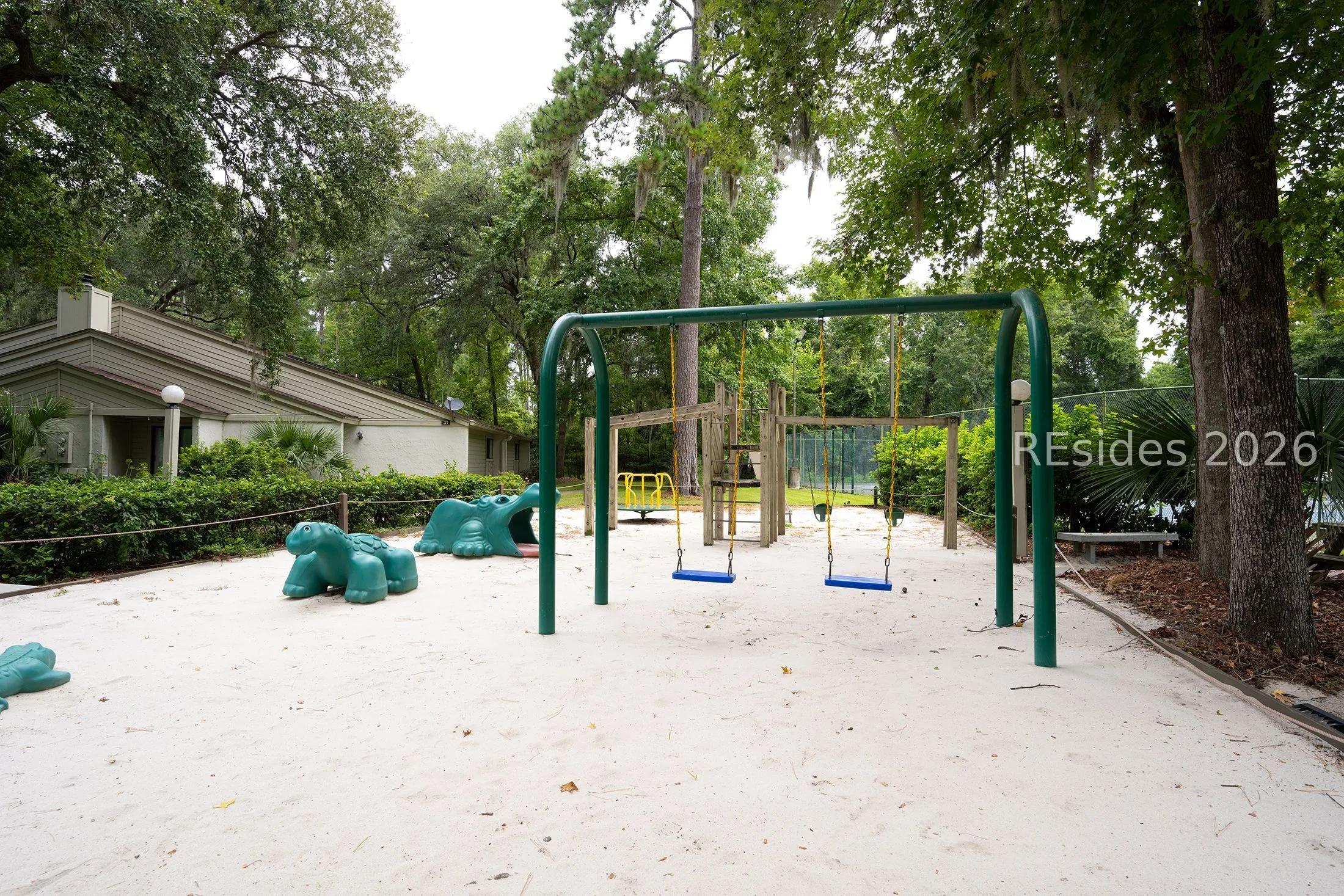  - Photo 27