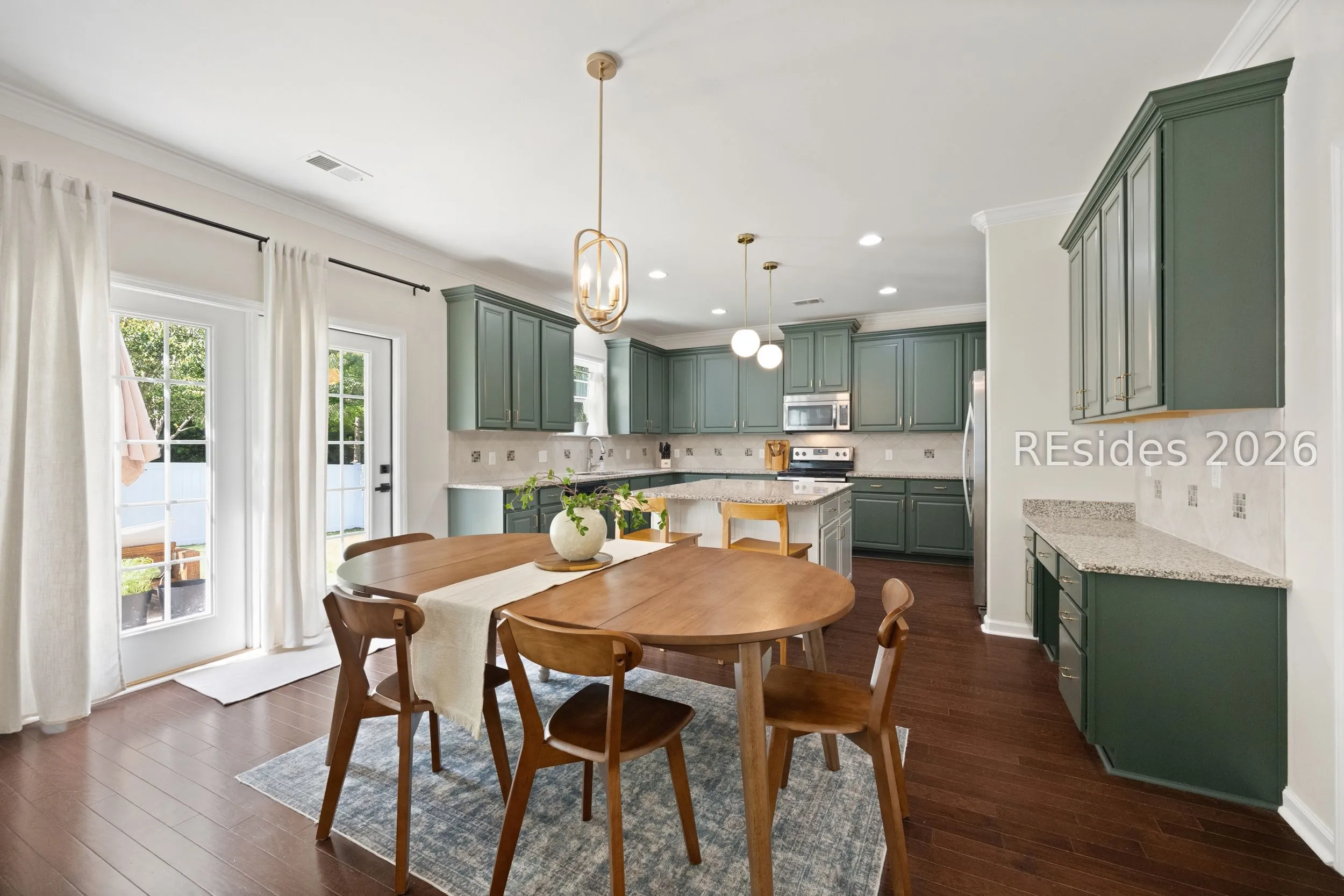  - Photo 21