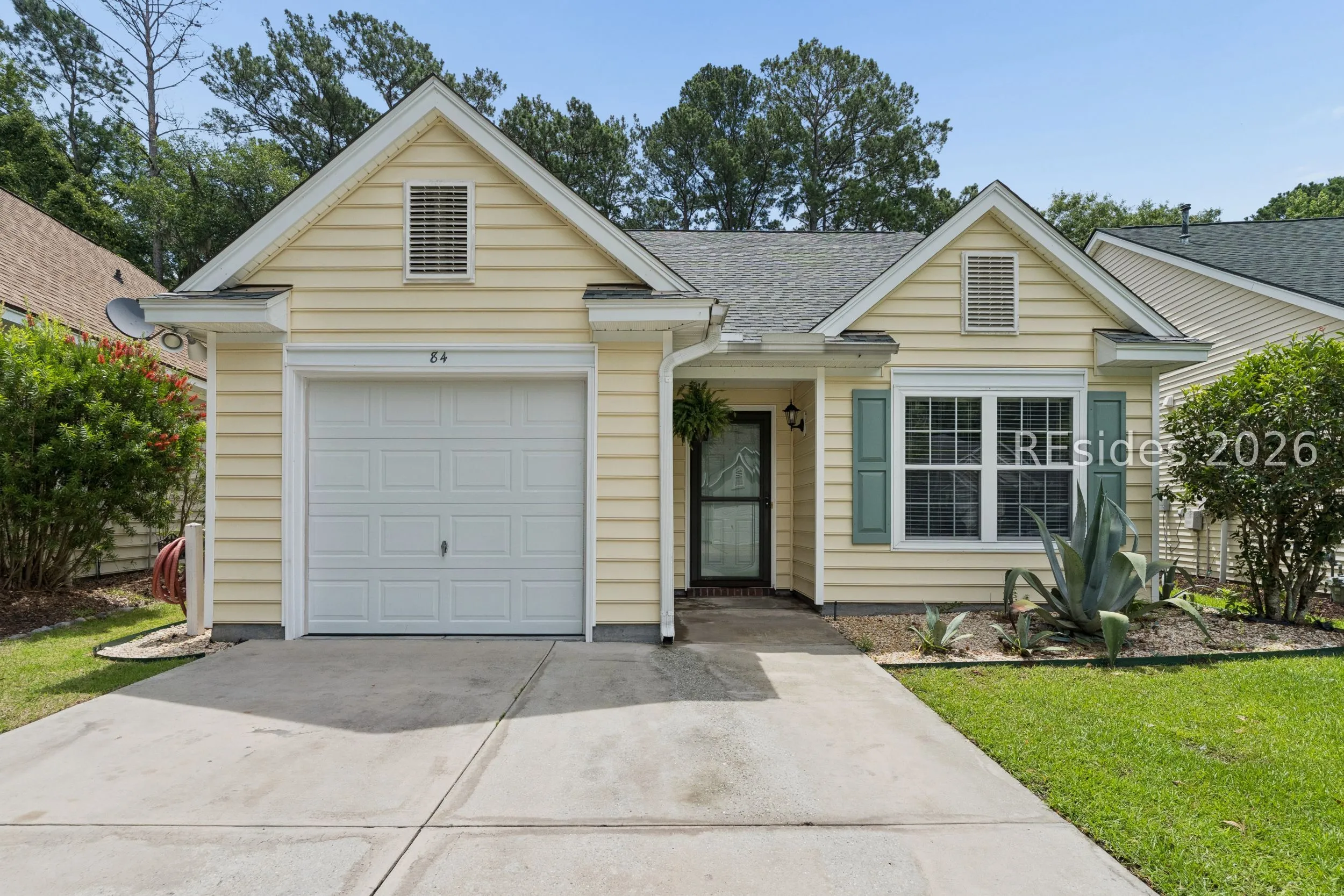  - Photo 1