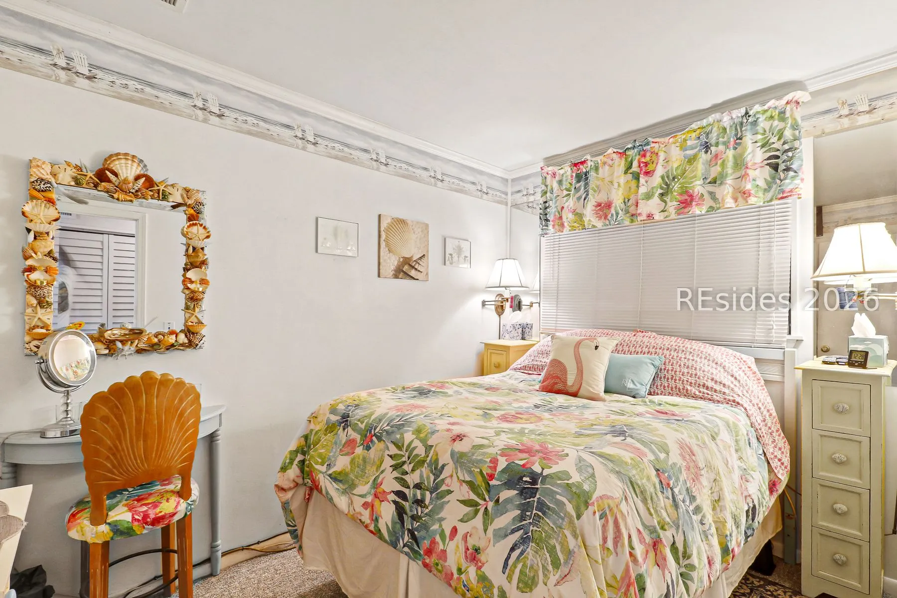  - Photo 7