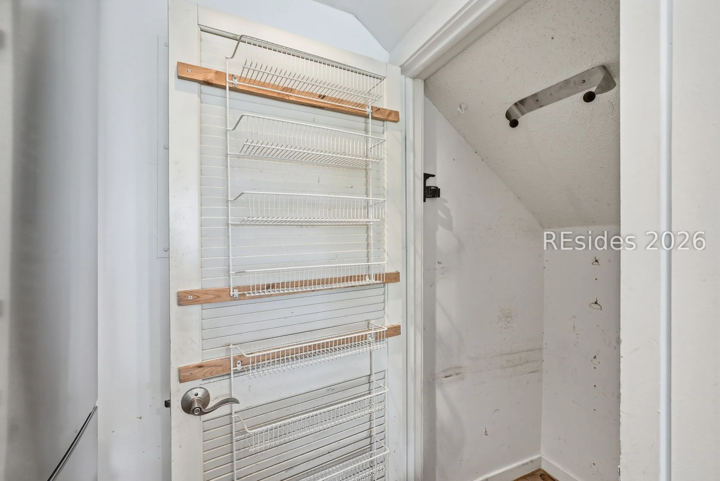  - Photo 26