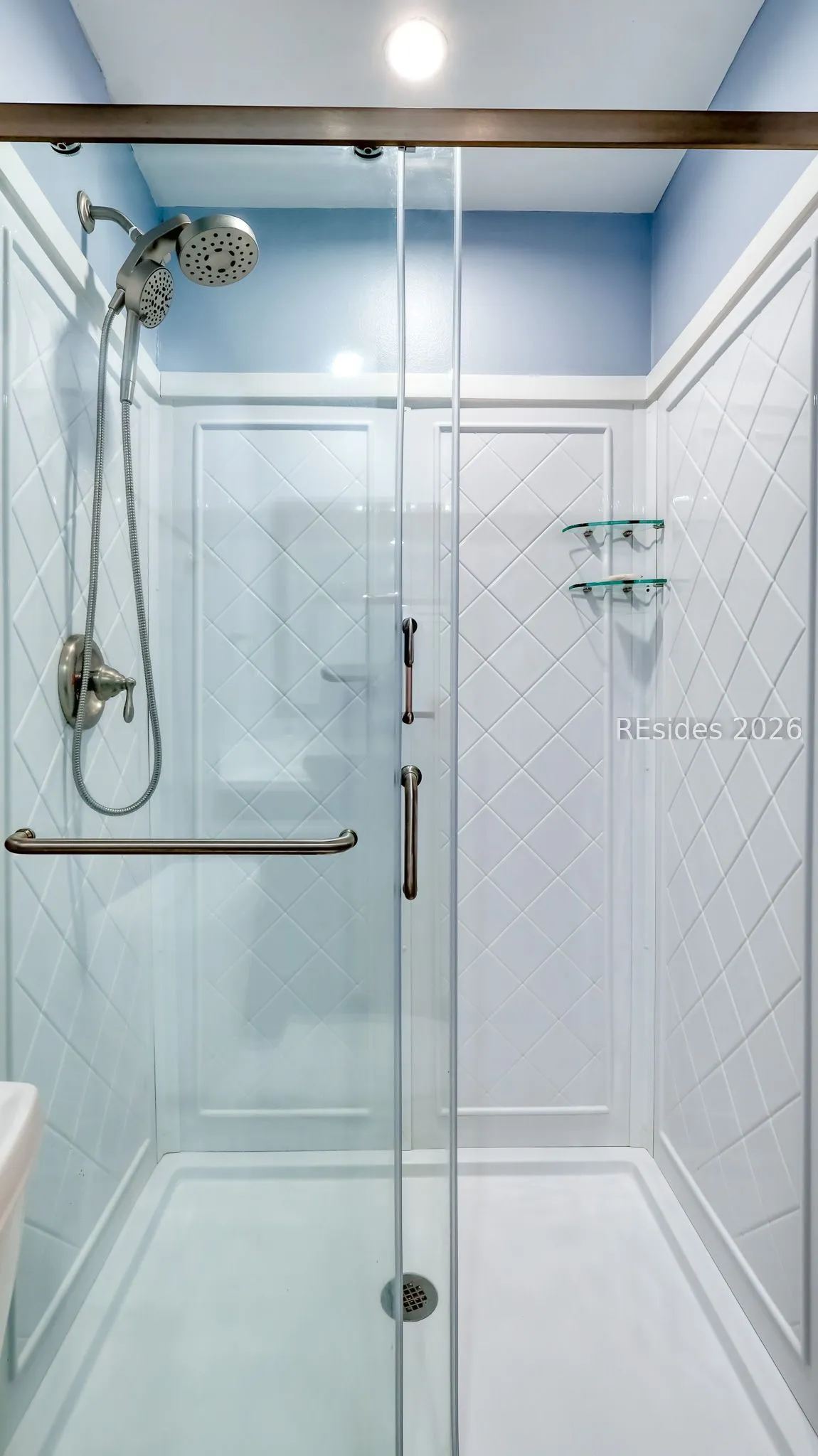  - Photo 27