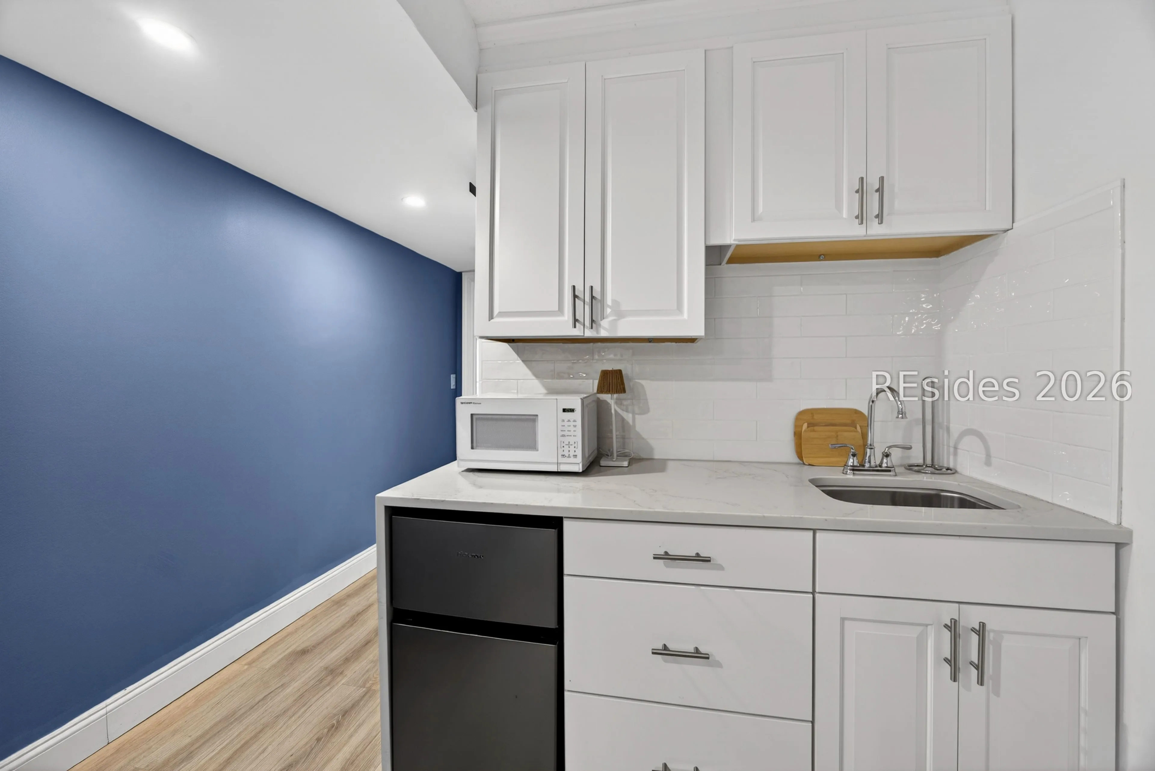  - Photo 27