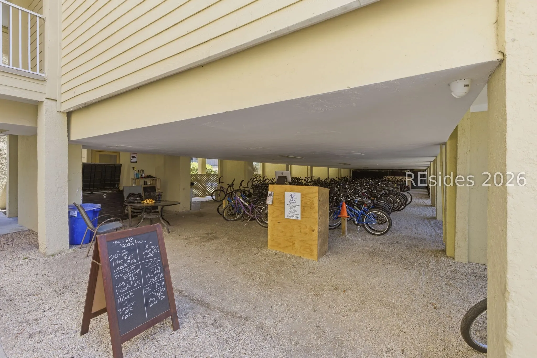  - Photo 25