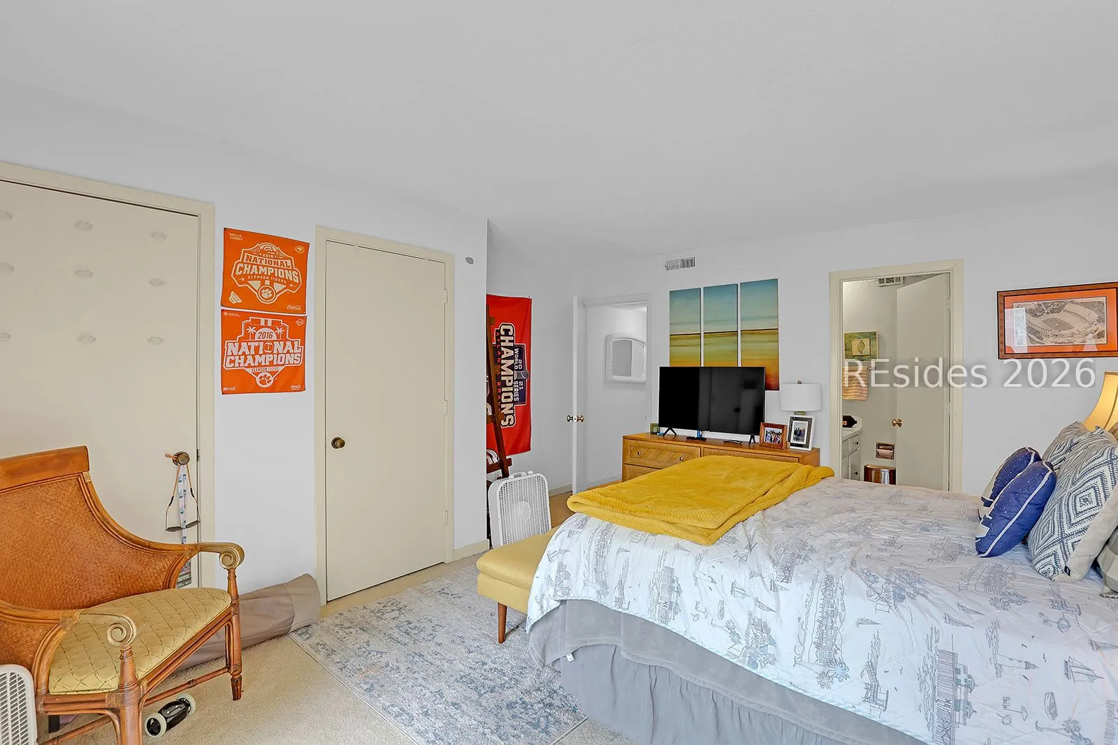  - Photo 21