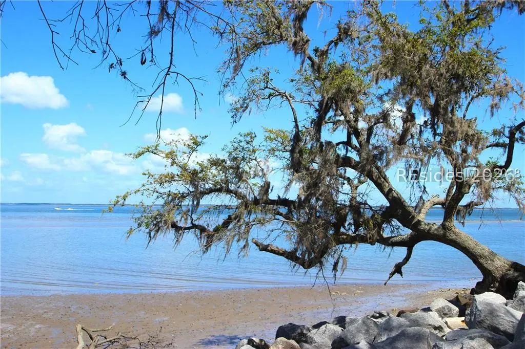  - Photo 51