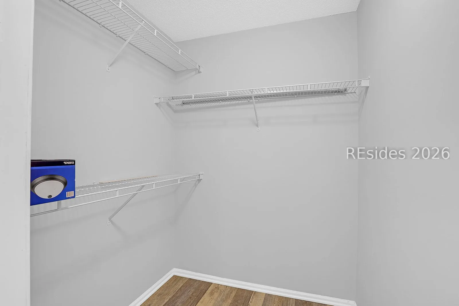  - Photo 28
