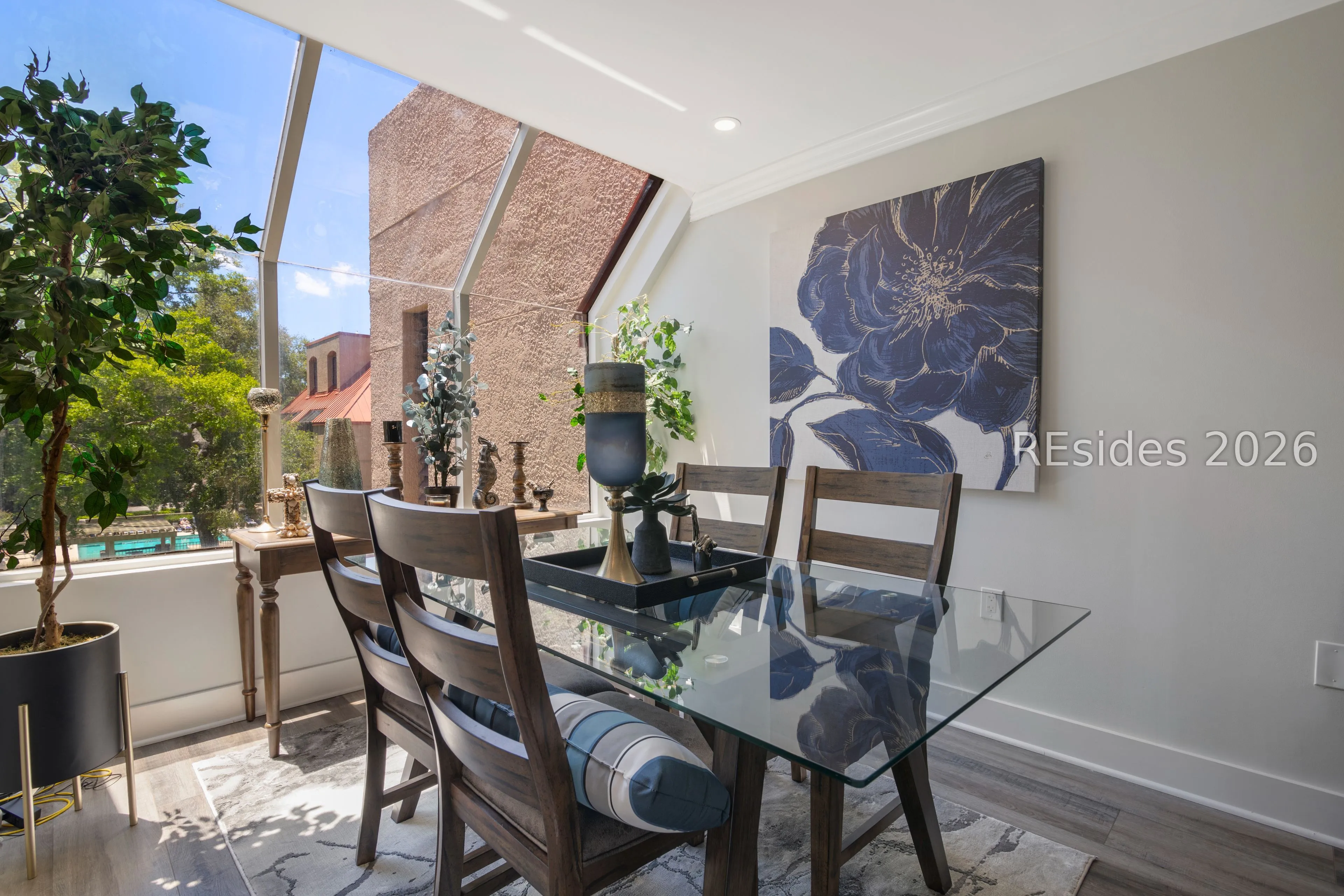  - Photo 18