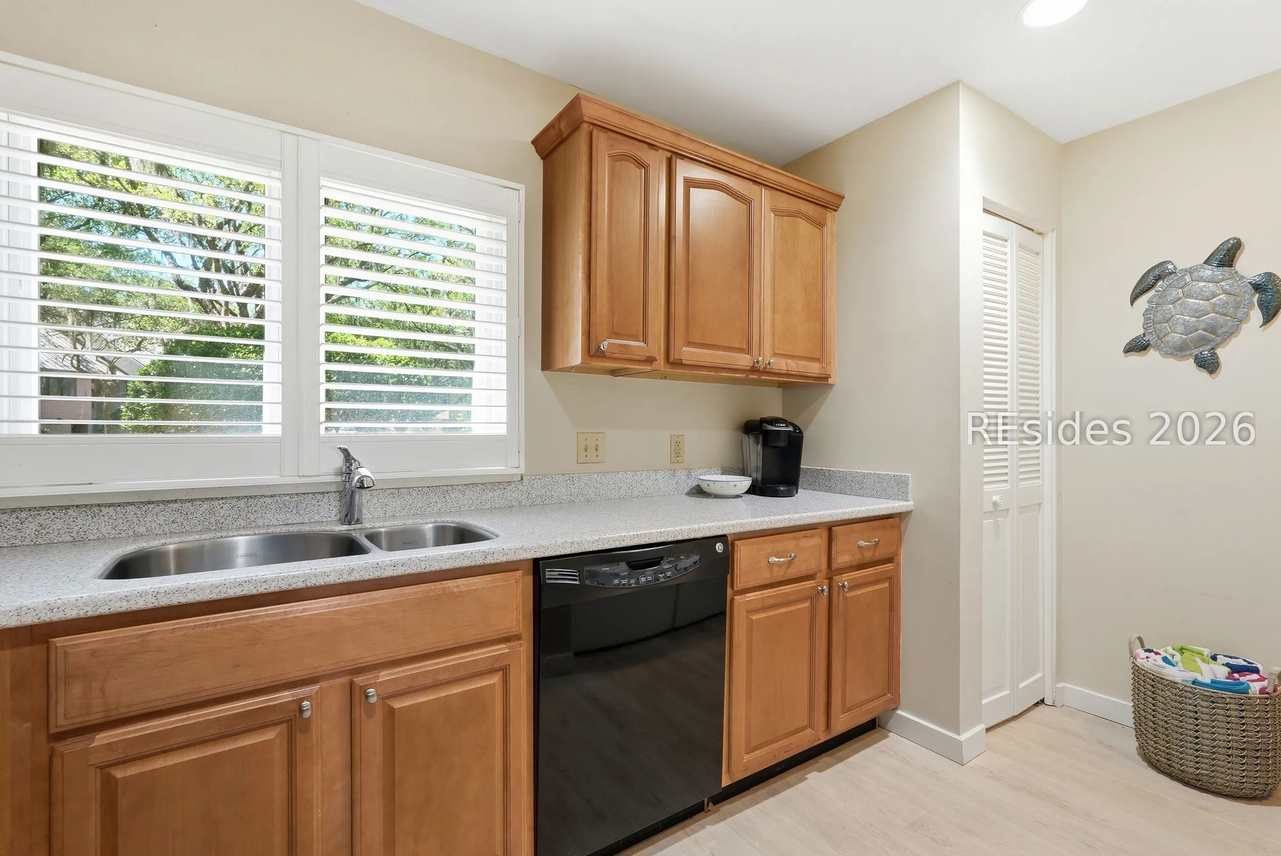  - Photo 17