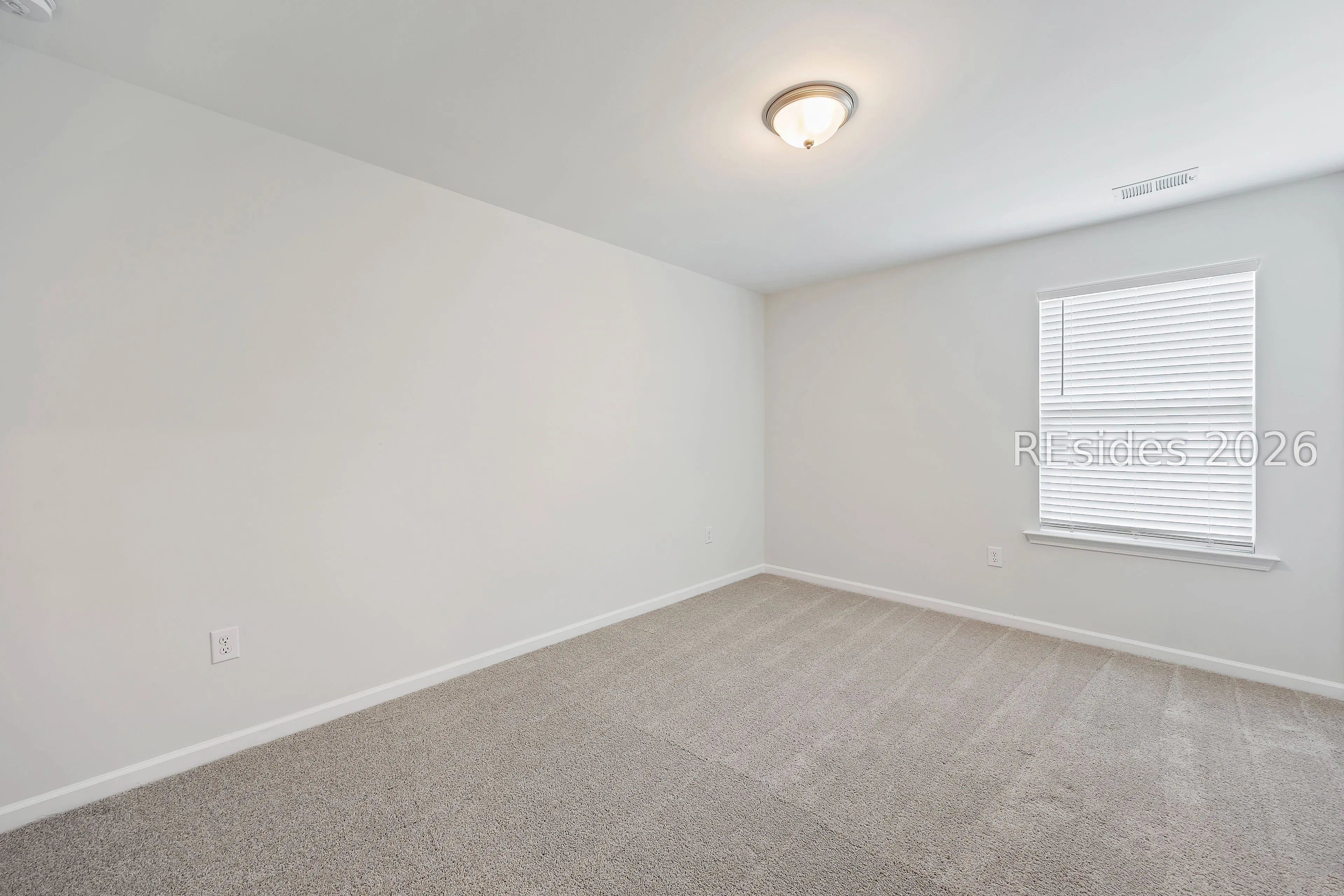  - Photo 37