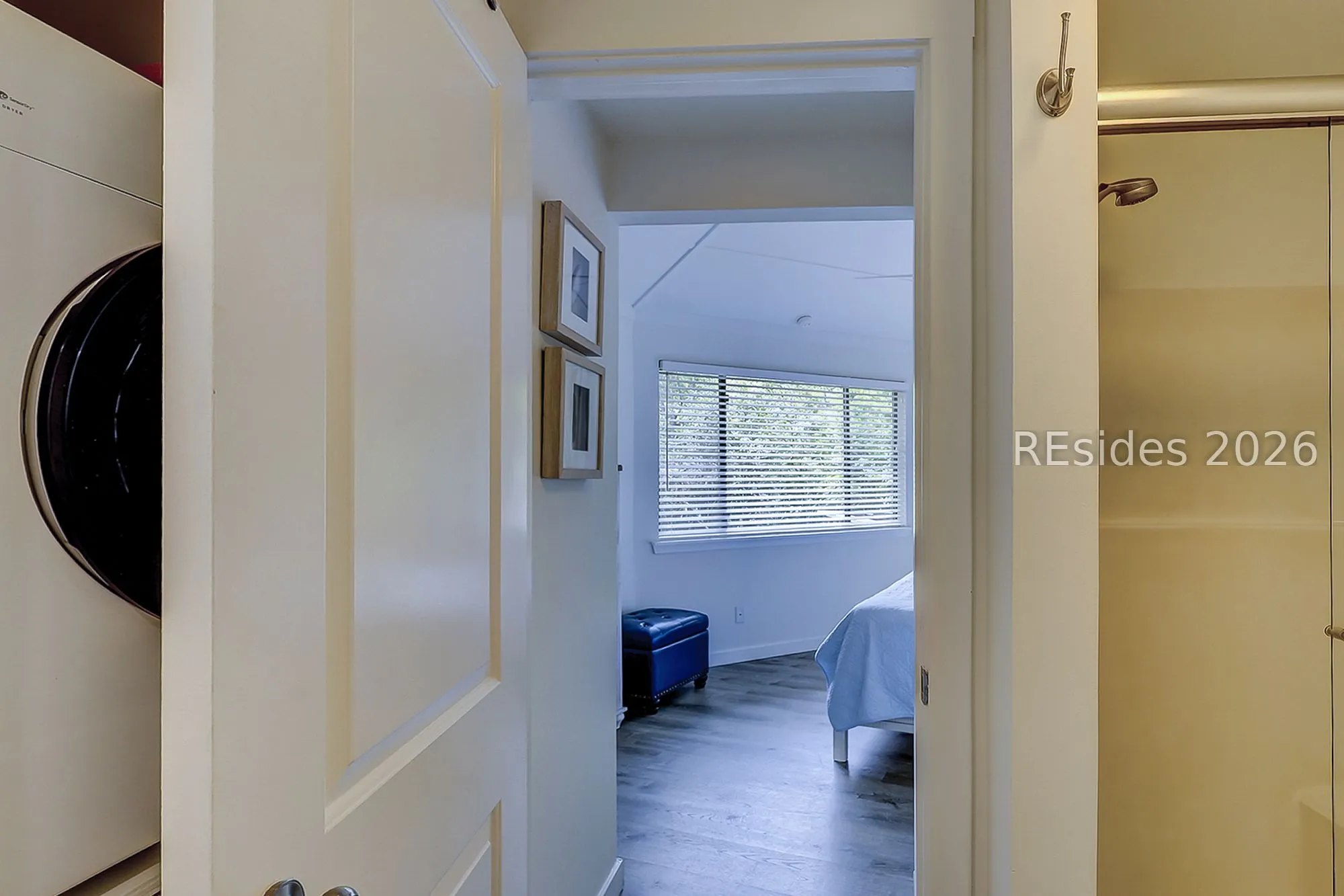  - Photo 9