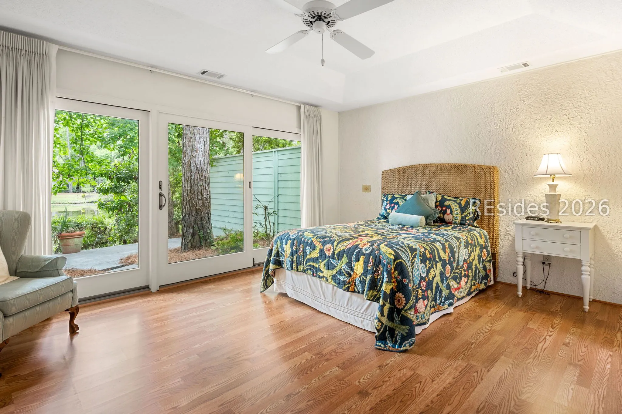 - Photo 26