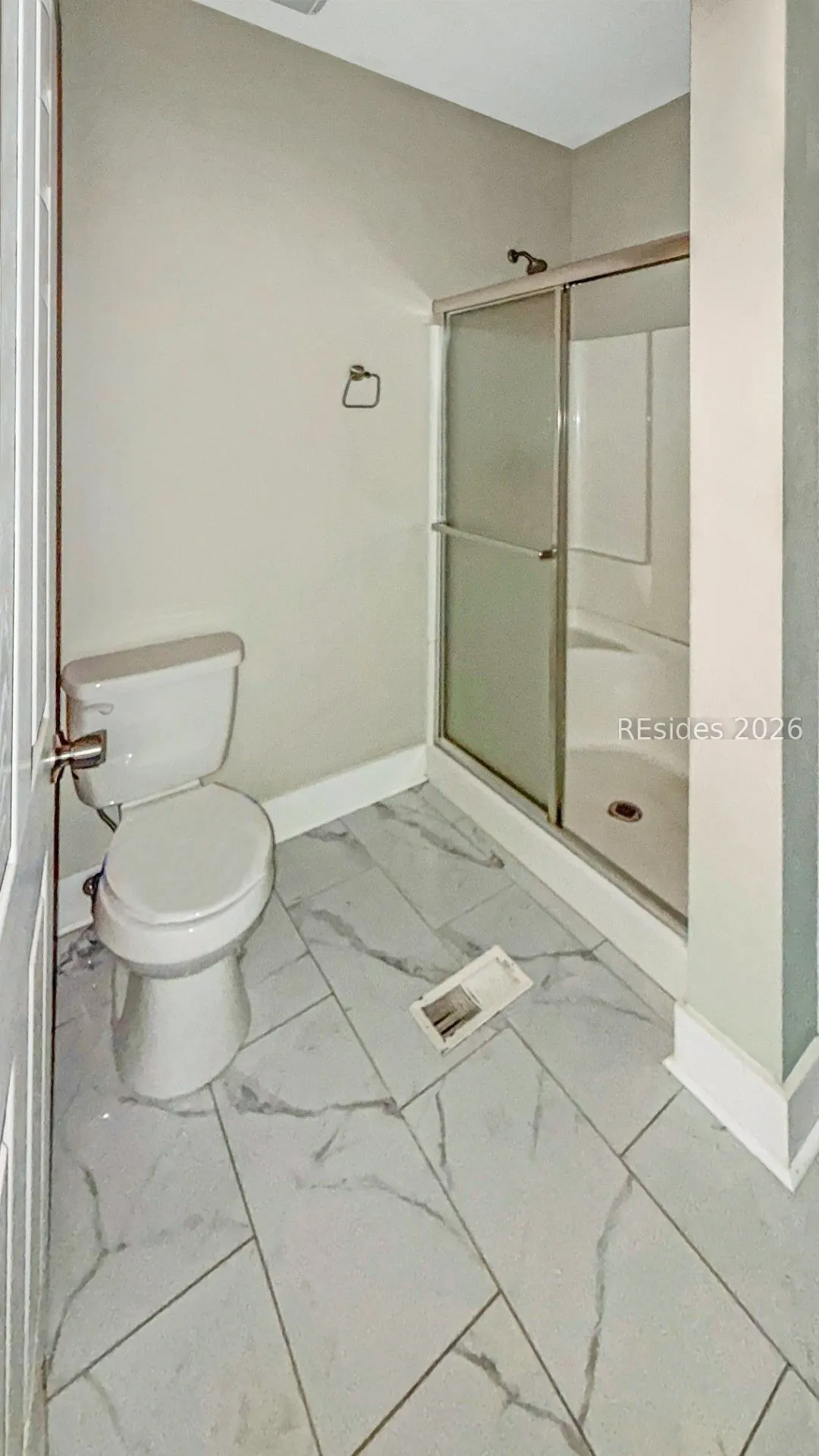  - Photo 24