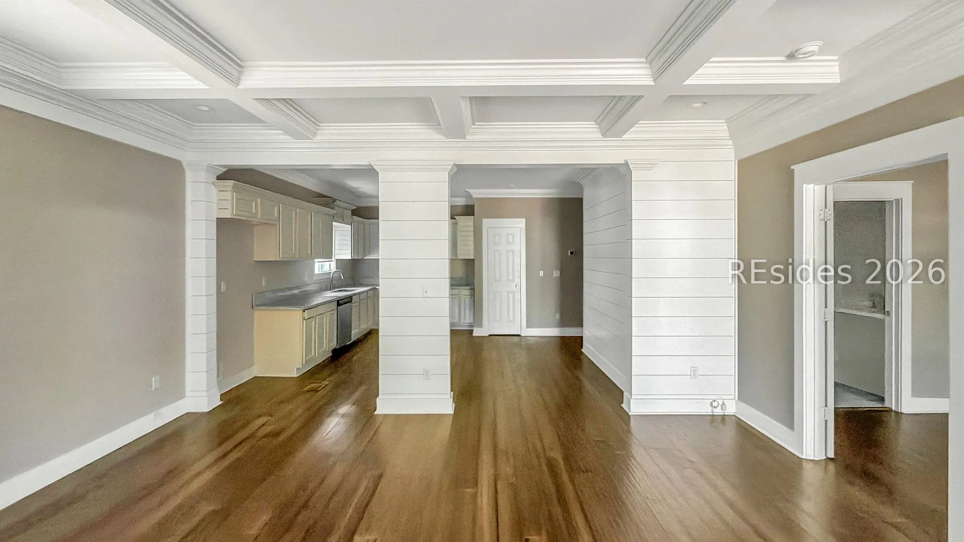  - Photo 16