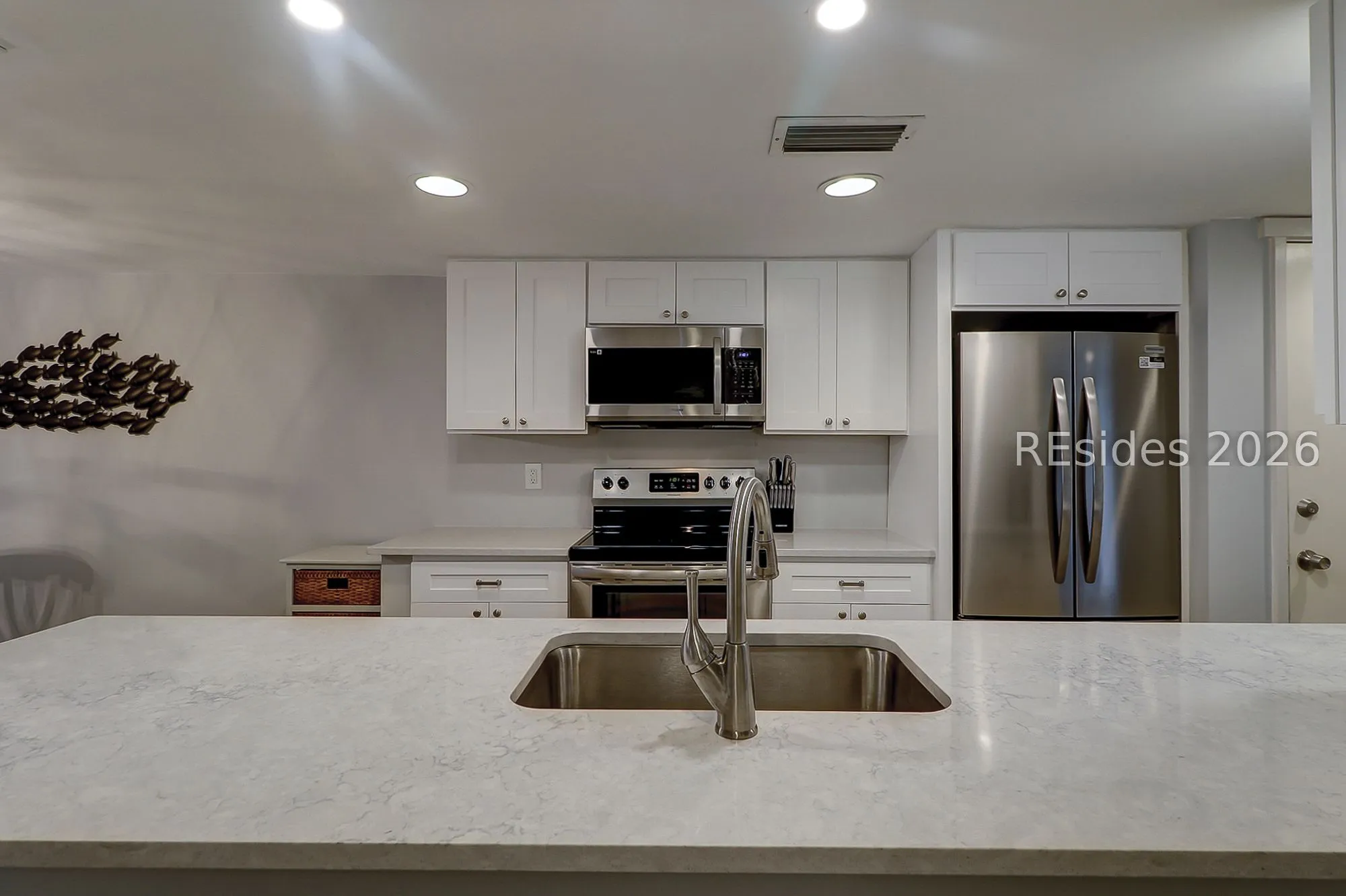  - Photo 11