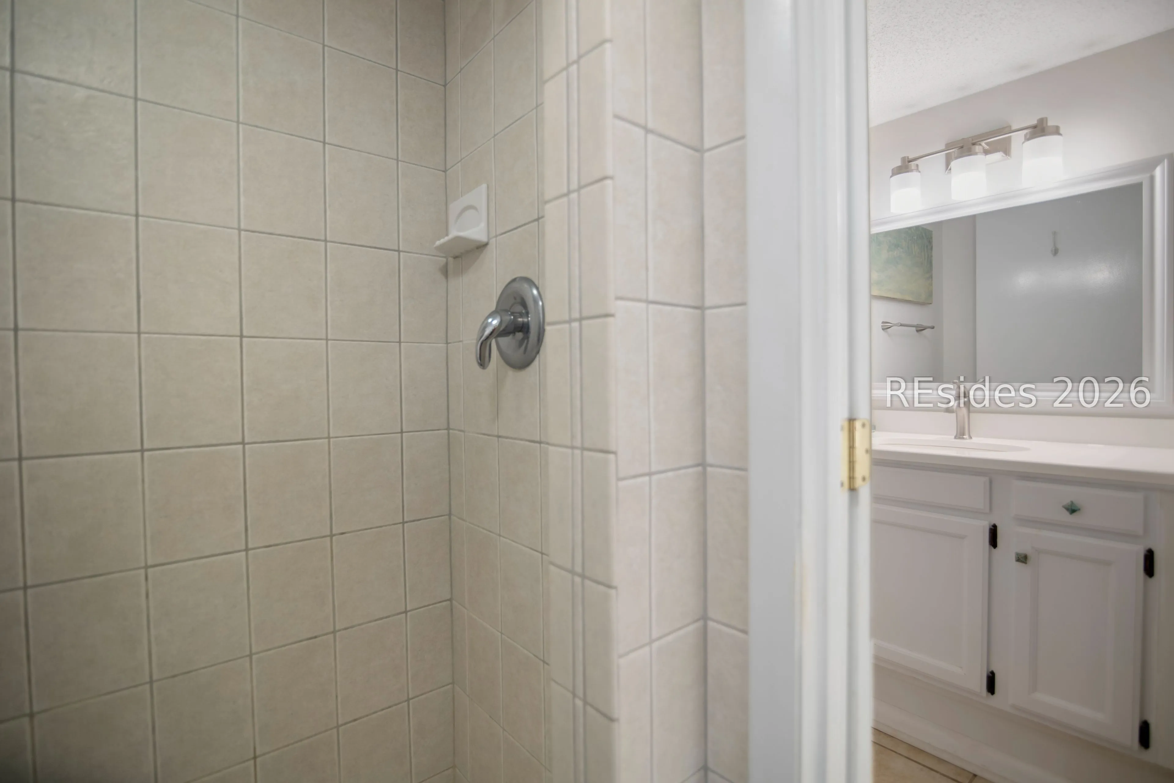  - Photo 21