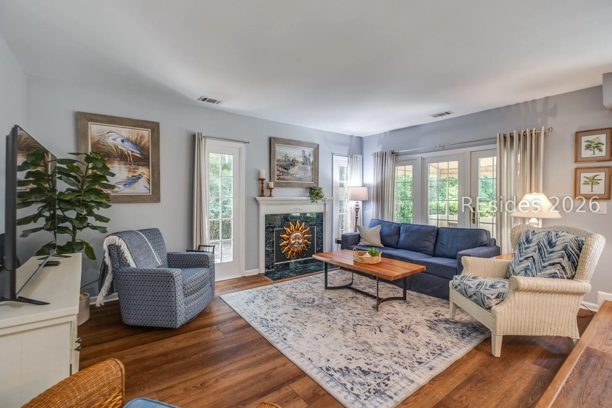  - Photo 6