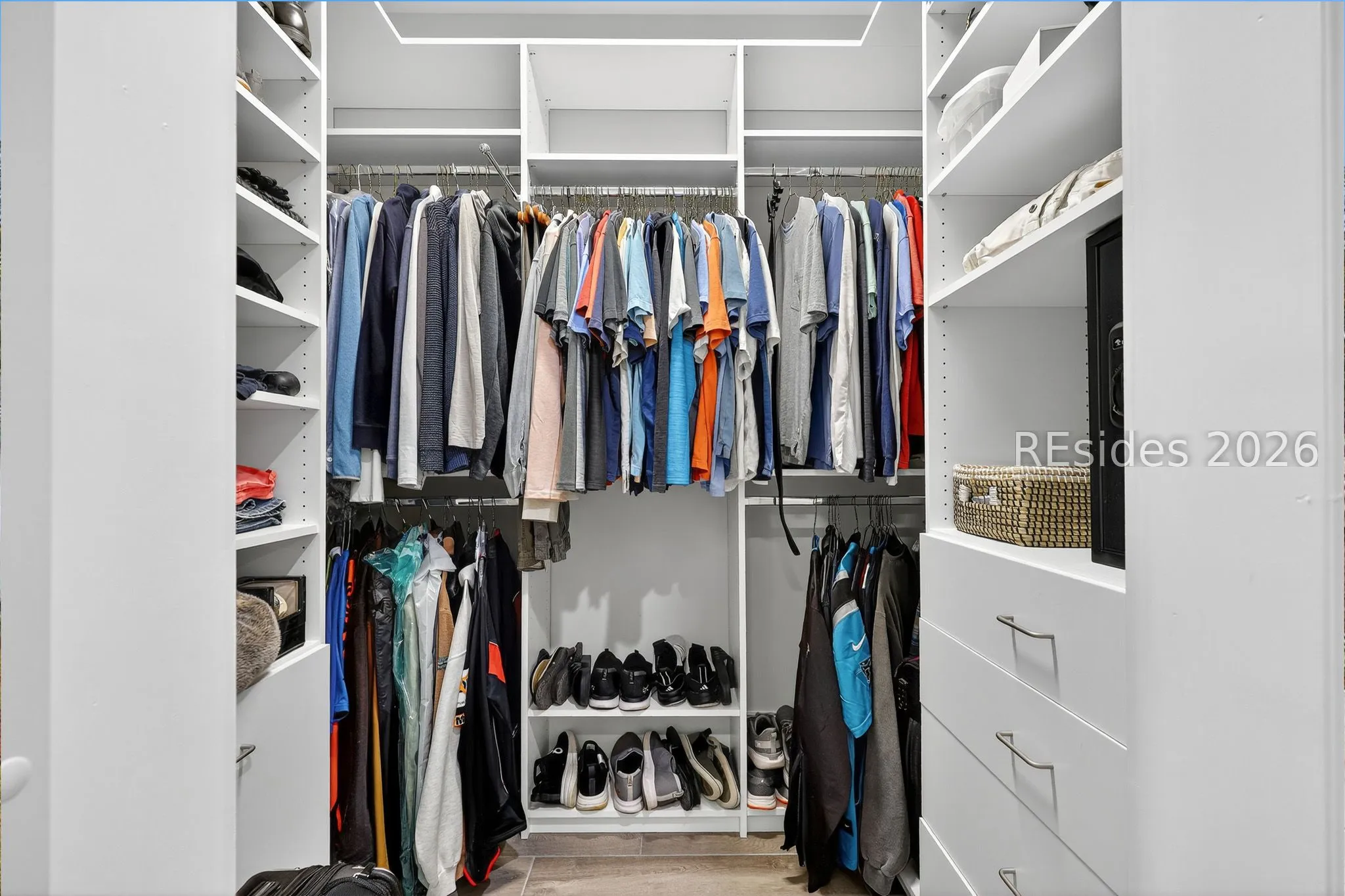  - Photo 33