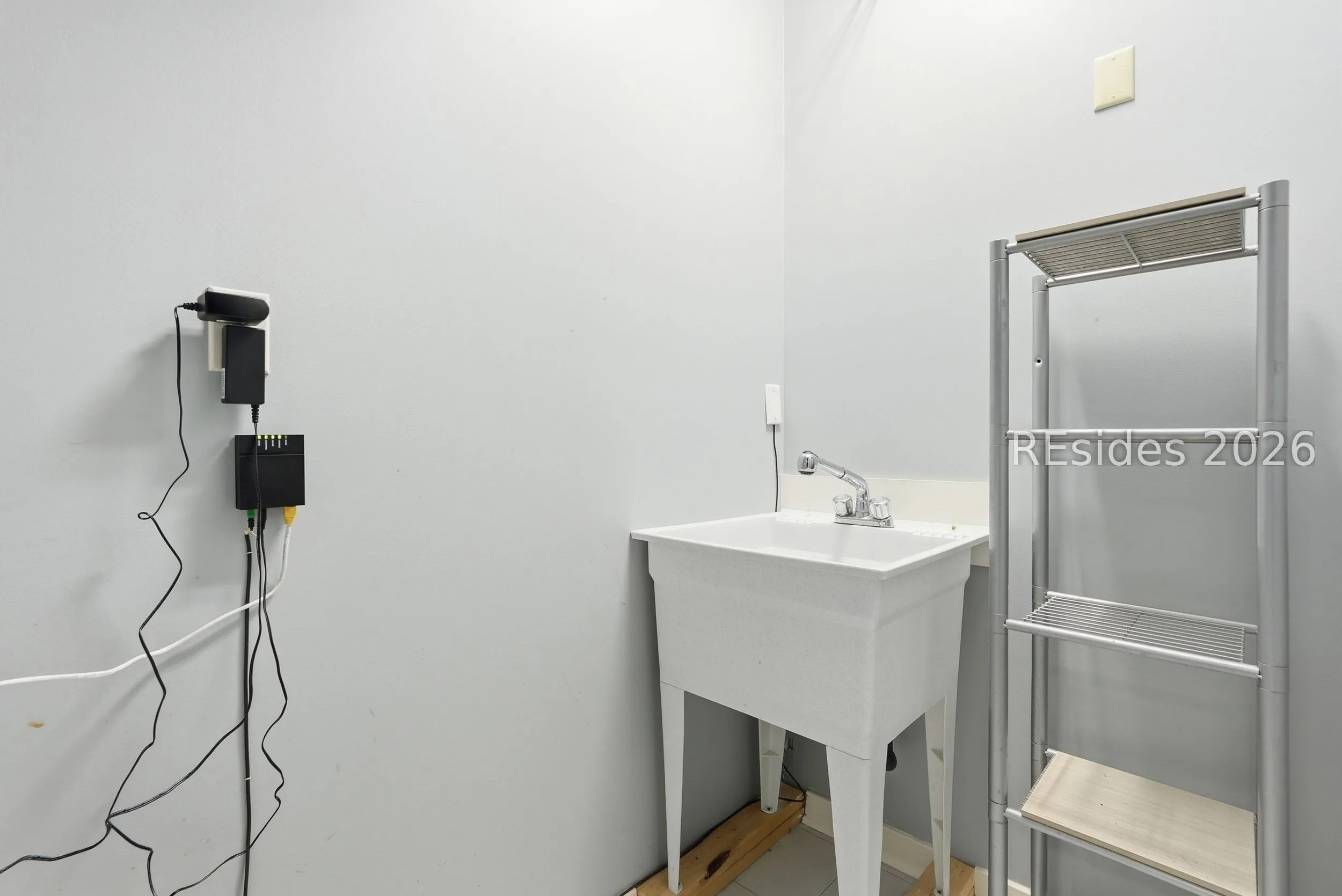  - Photo 27