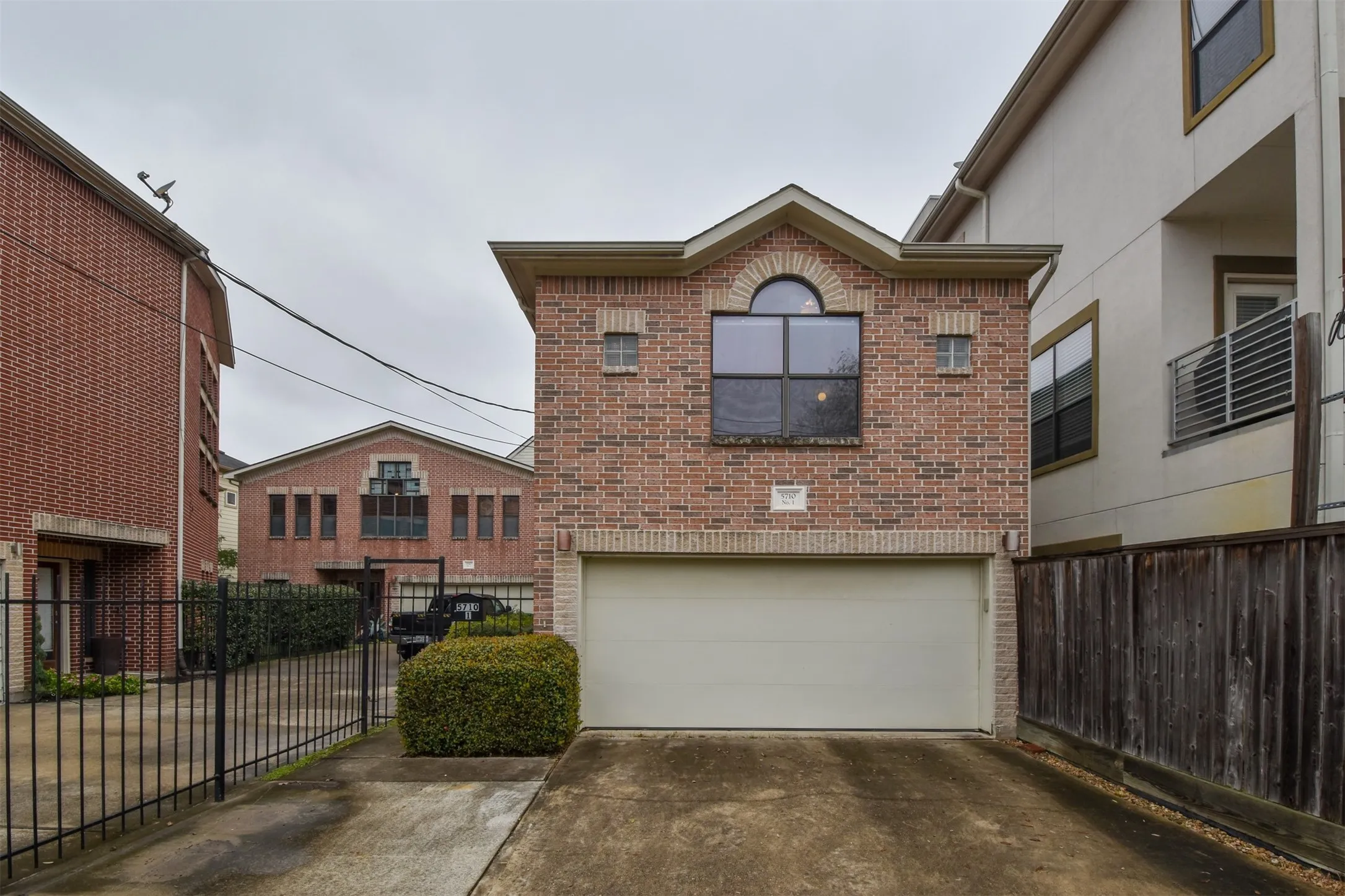 Residential Lease For Rent