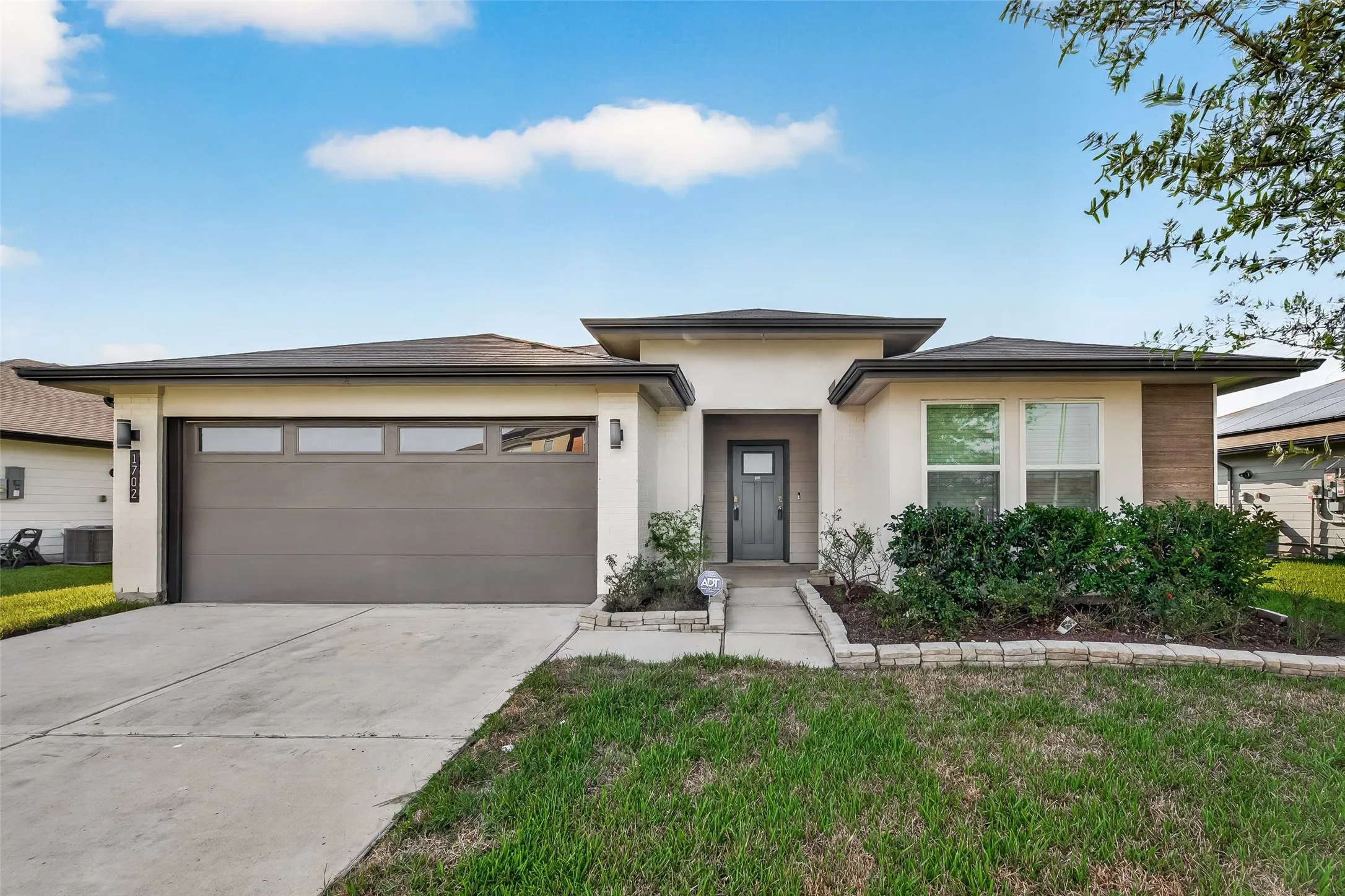 Residential Lease For Rent