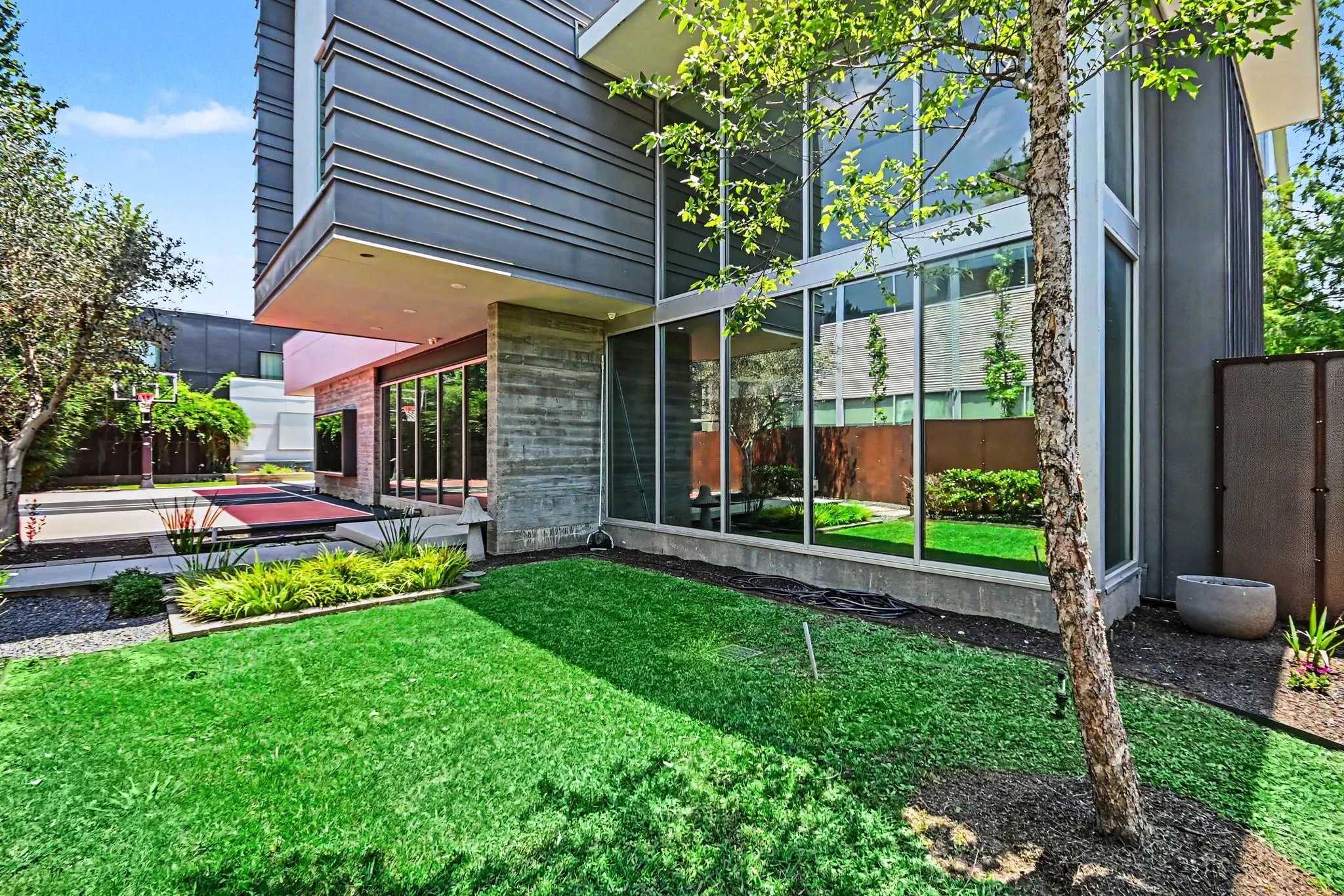 Residential Lease For Rent