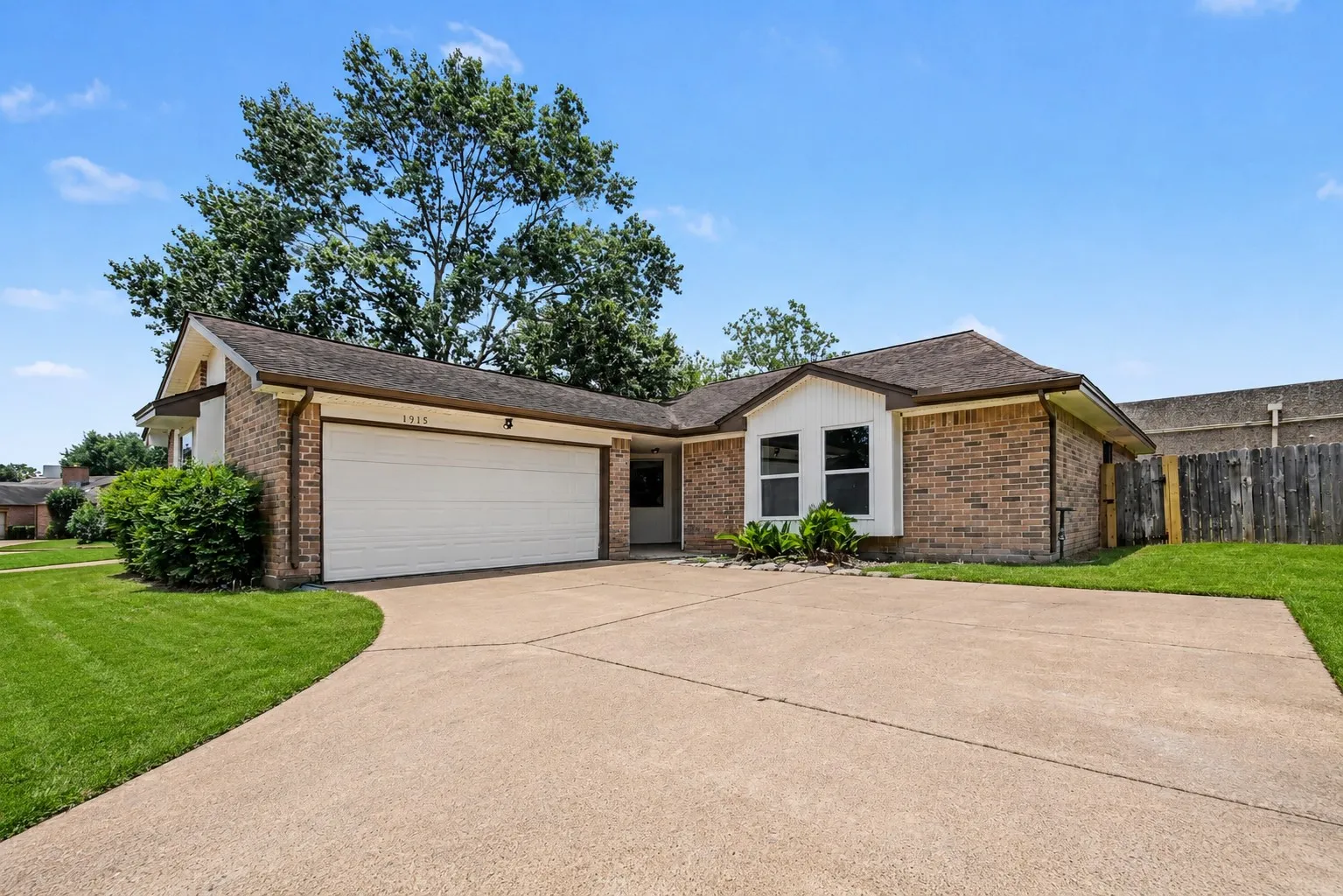 Residential Lease For Rent