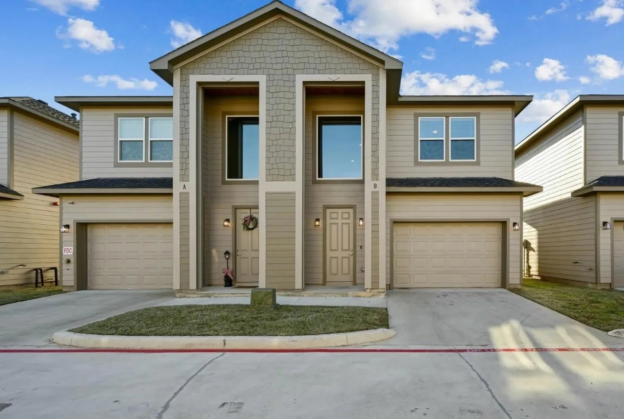 Residential Lease For Rent