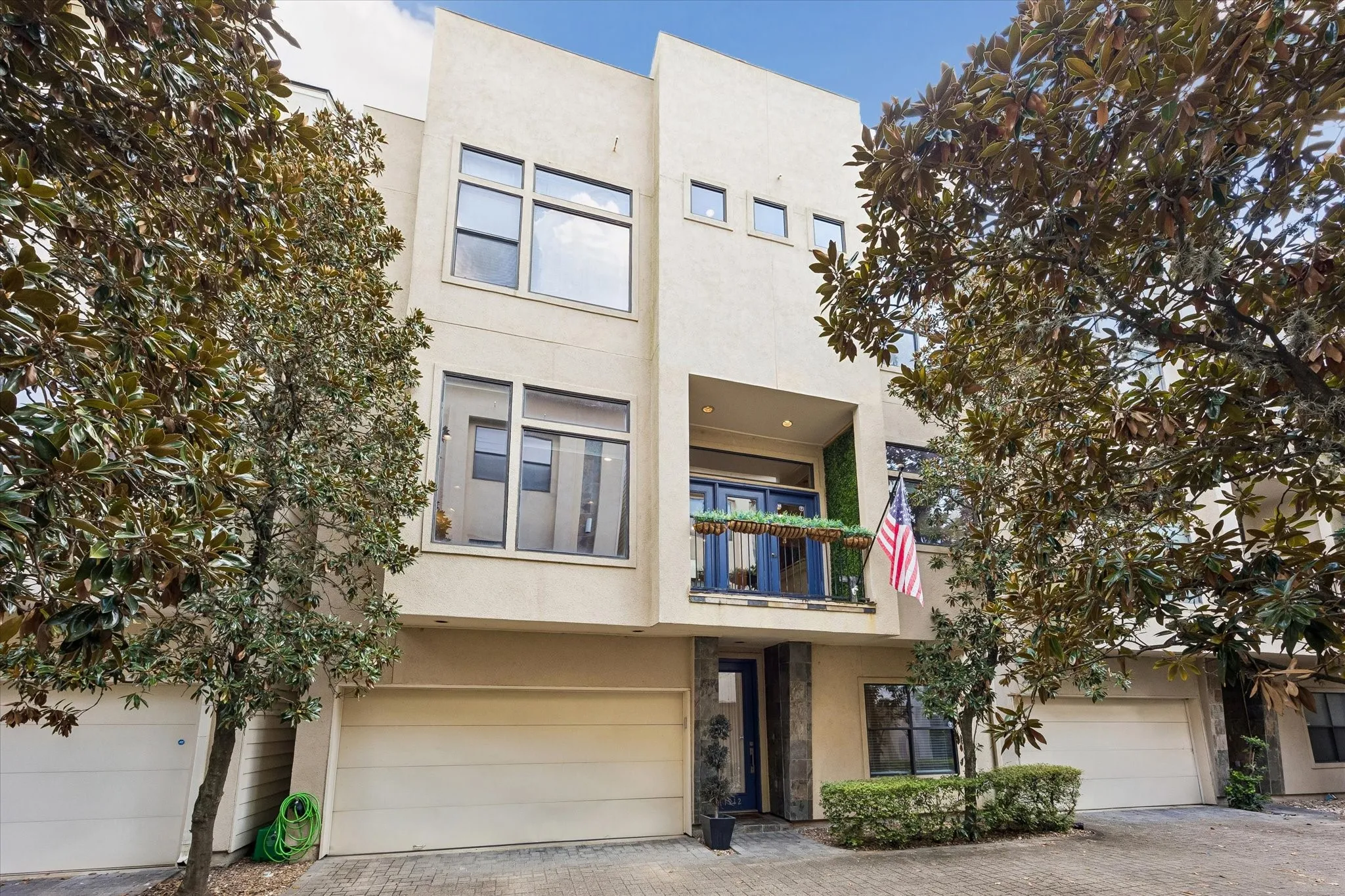 Residential Lease For Rent