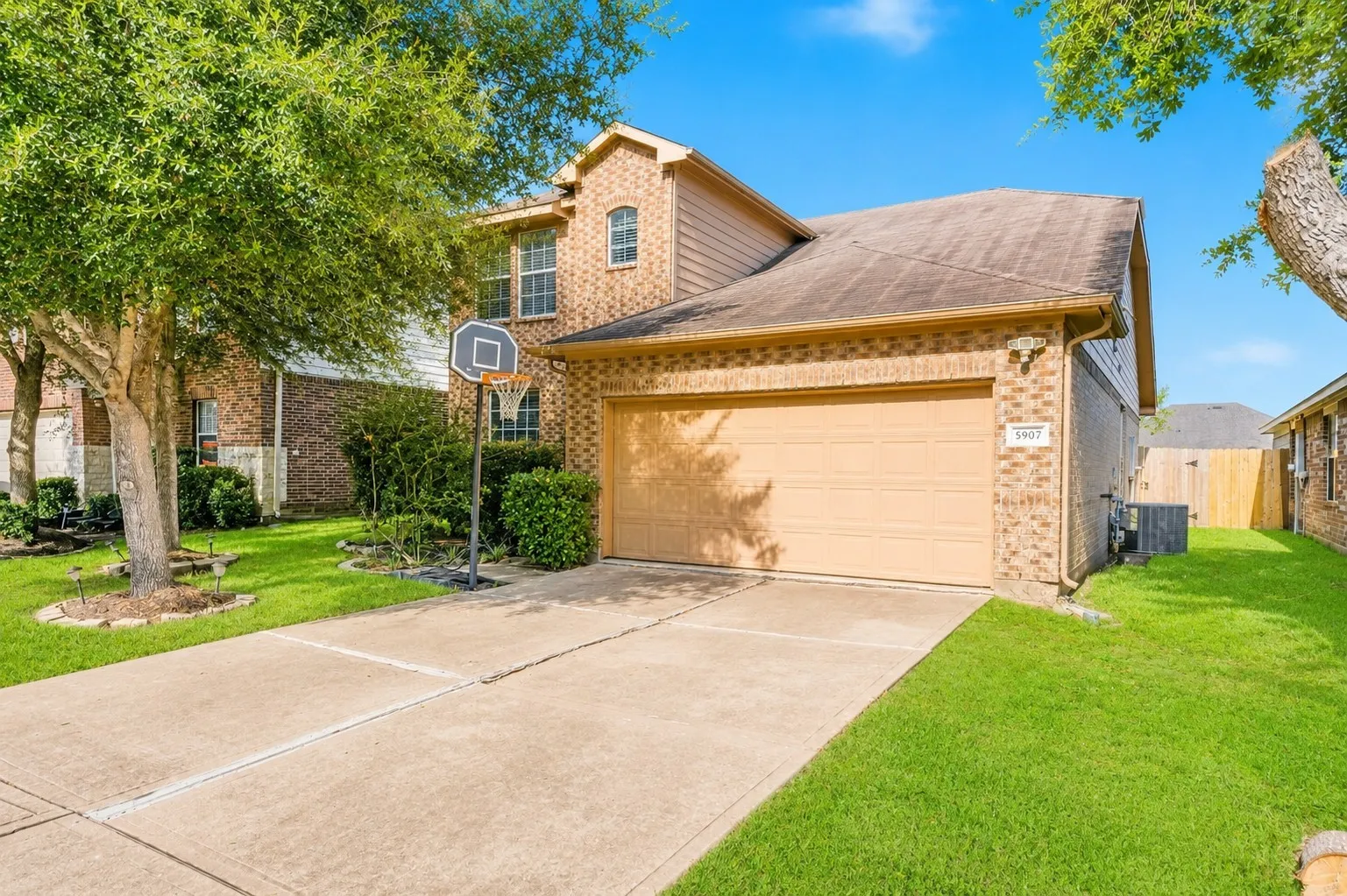 Residential Lease For Rent