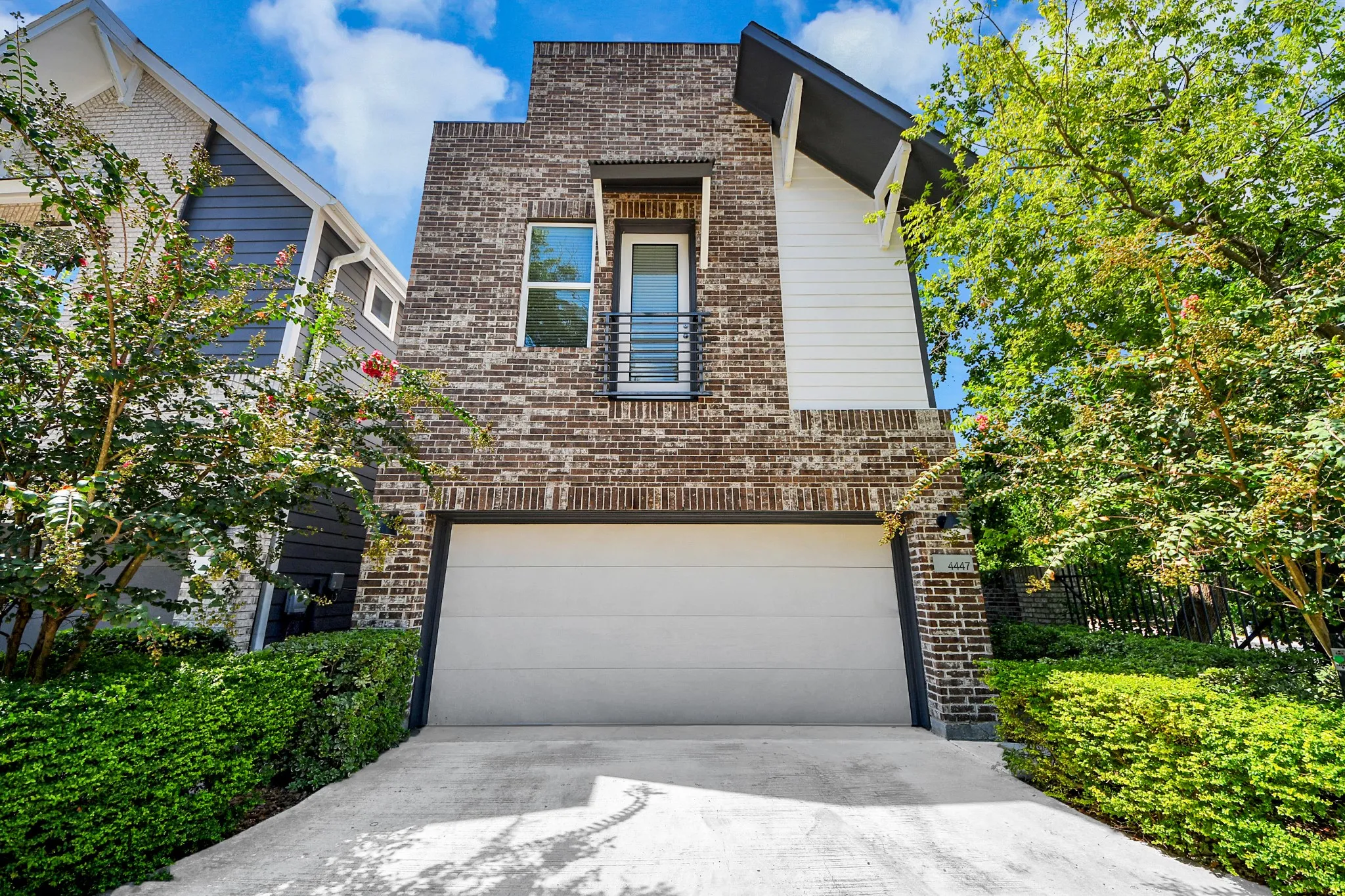 Residential Lease For Rent