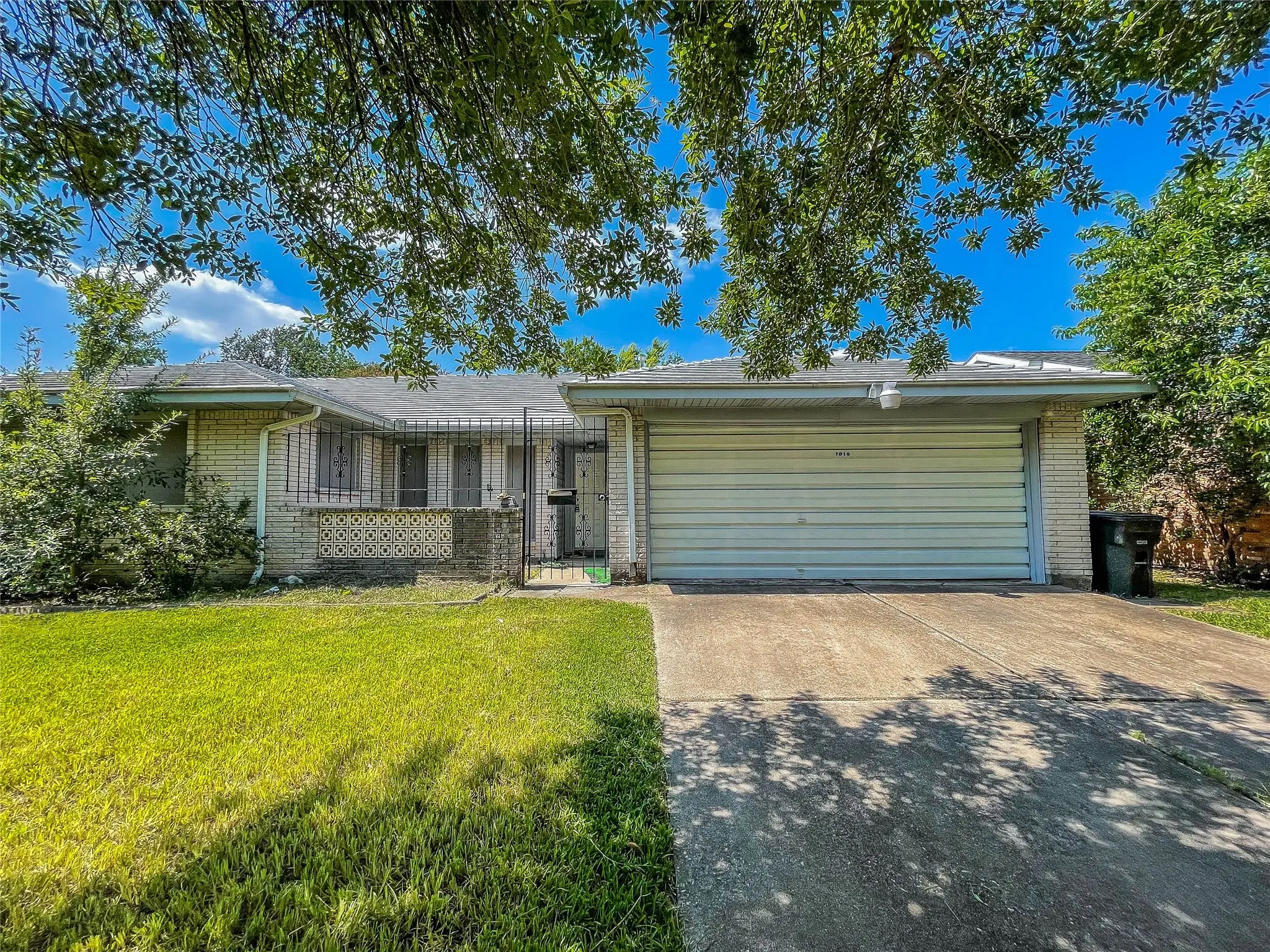 Residential Lease For Rent