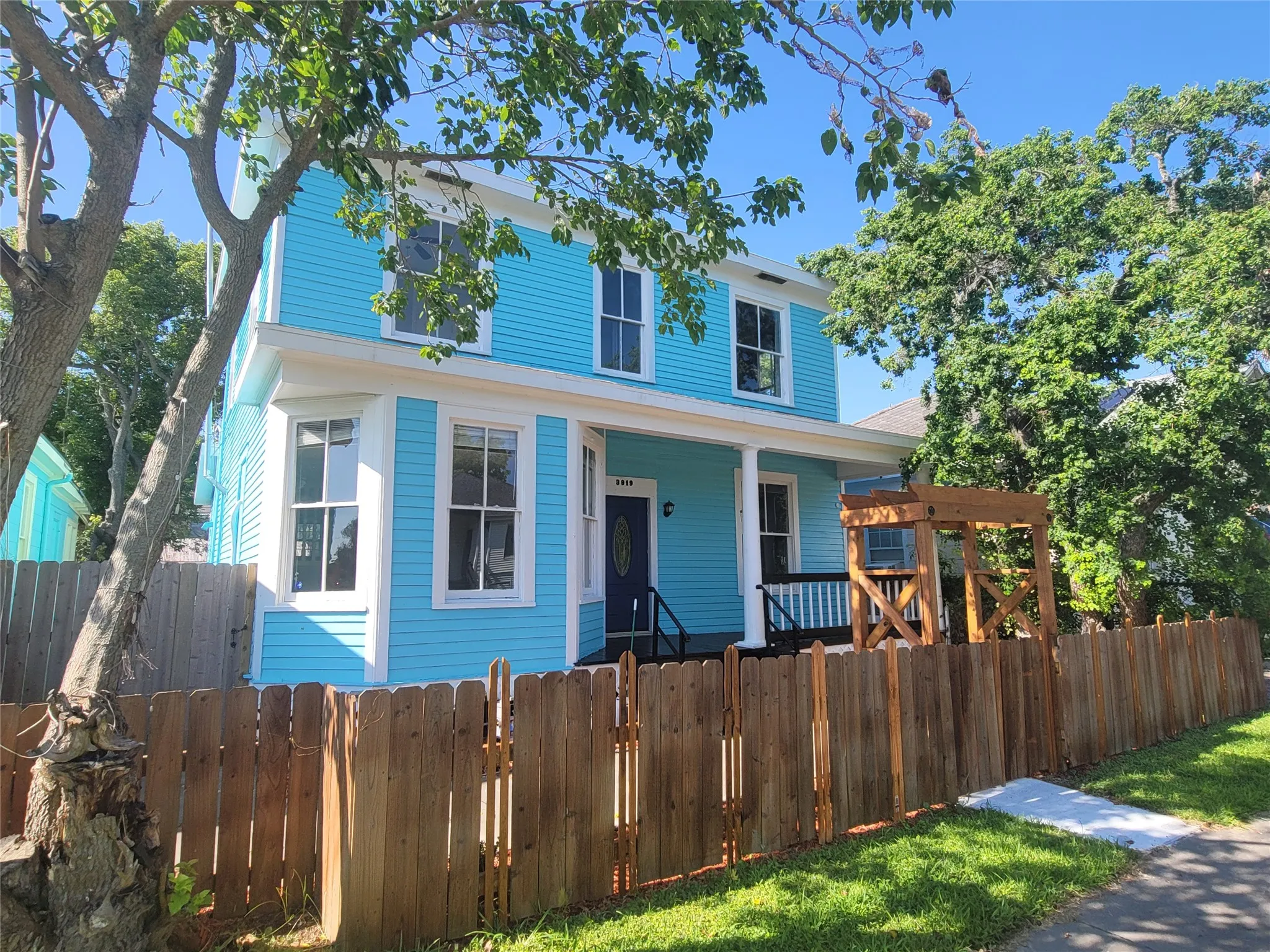 Residential Lease For Rent