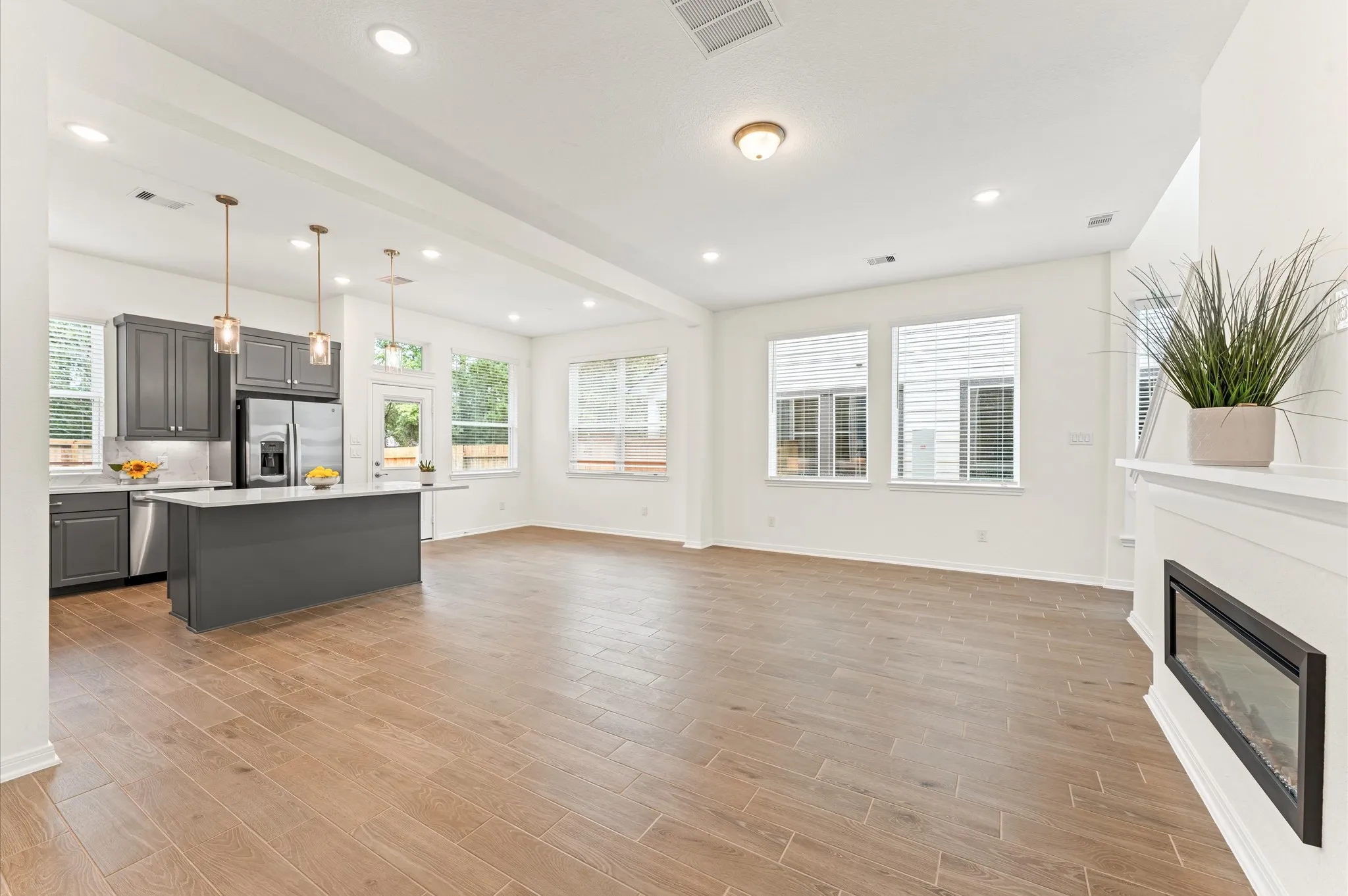 Residential Lease For Rent