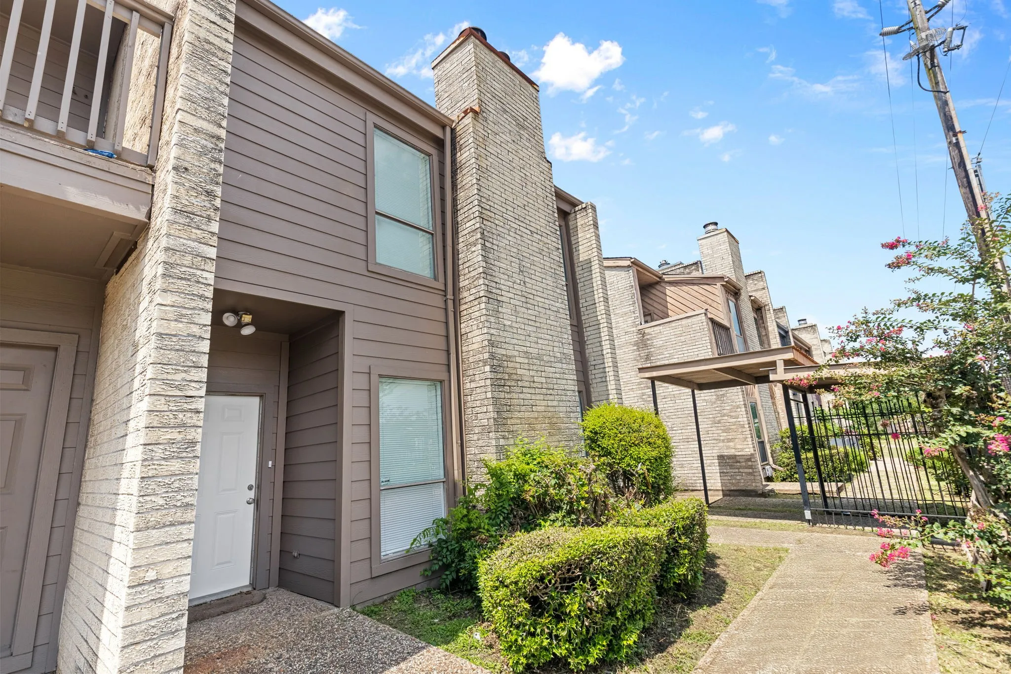 Residential Lease For Rent
