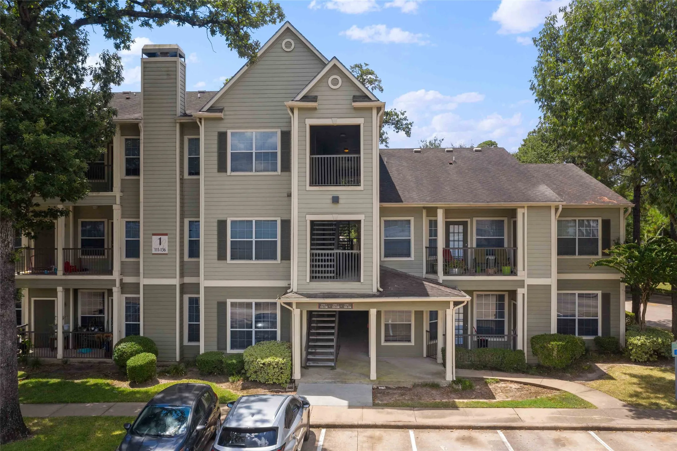 Residential Lease For Rent