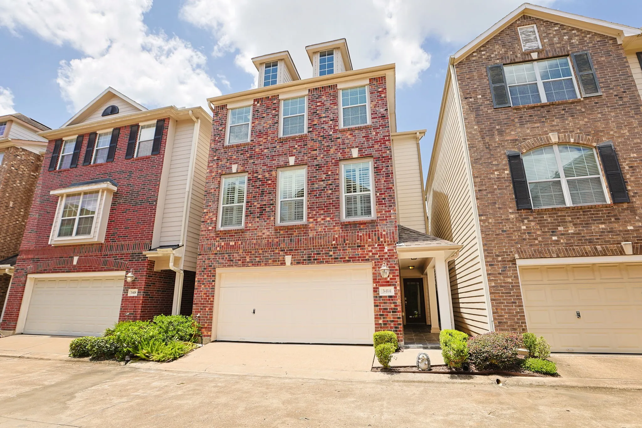 Residential Lease For Rent