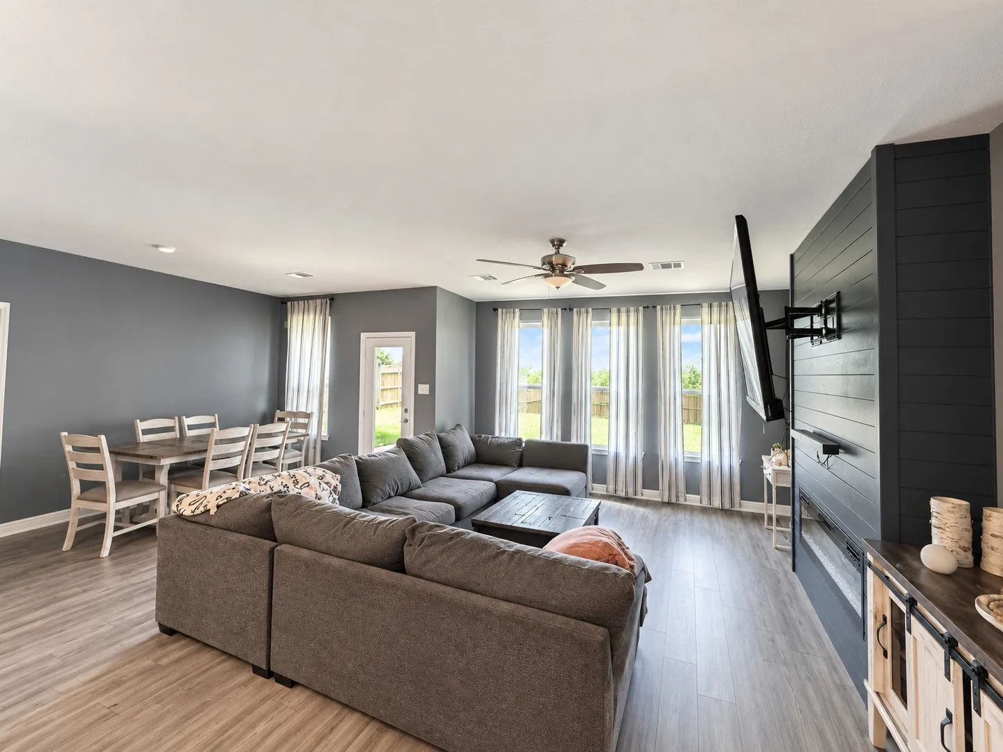 Residential Lease For Rent