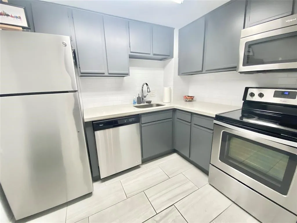 Residential Lease For Rent