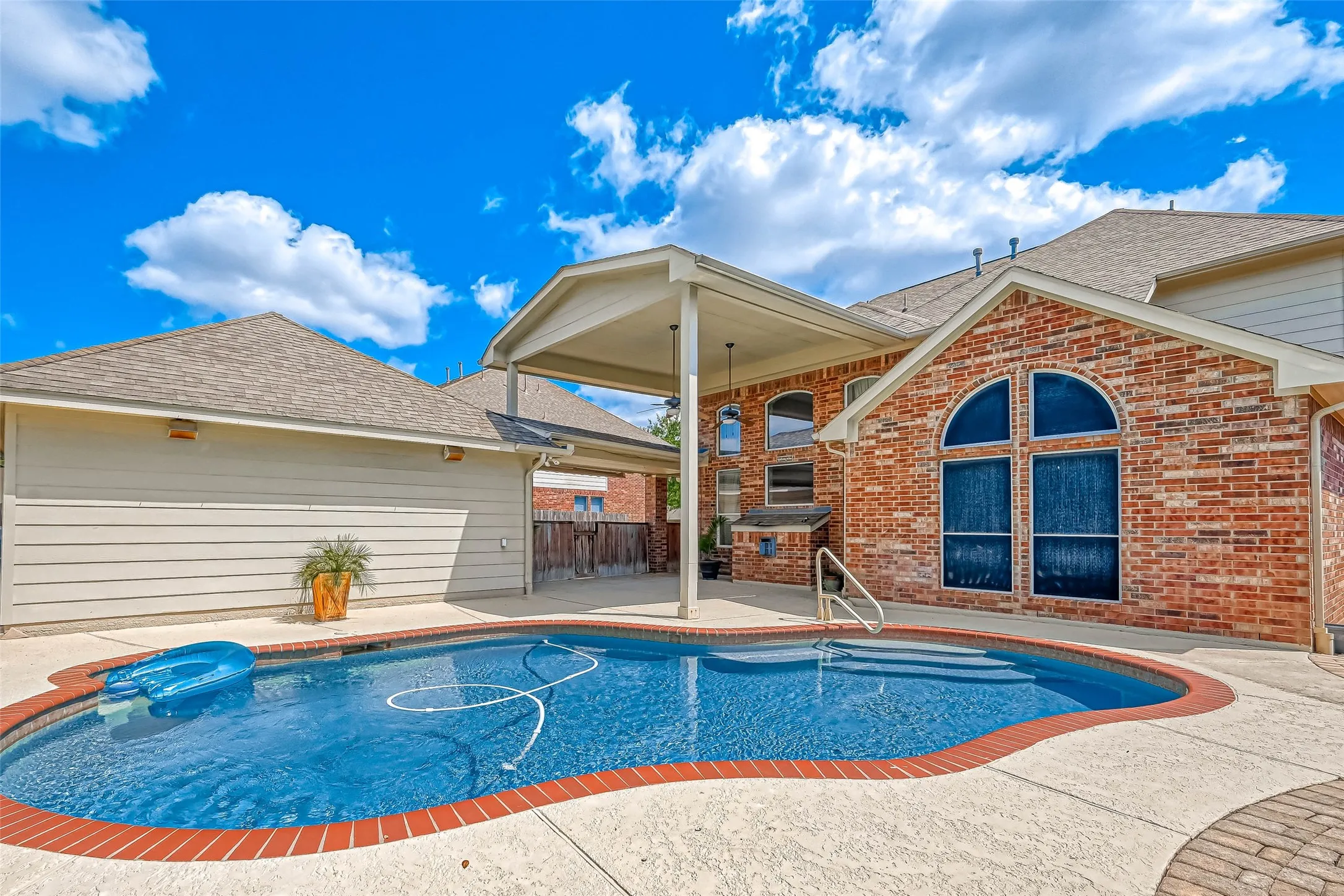 Residential Lease For Rent